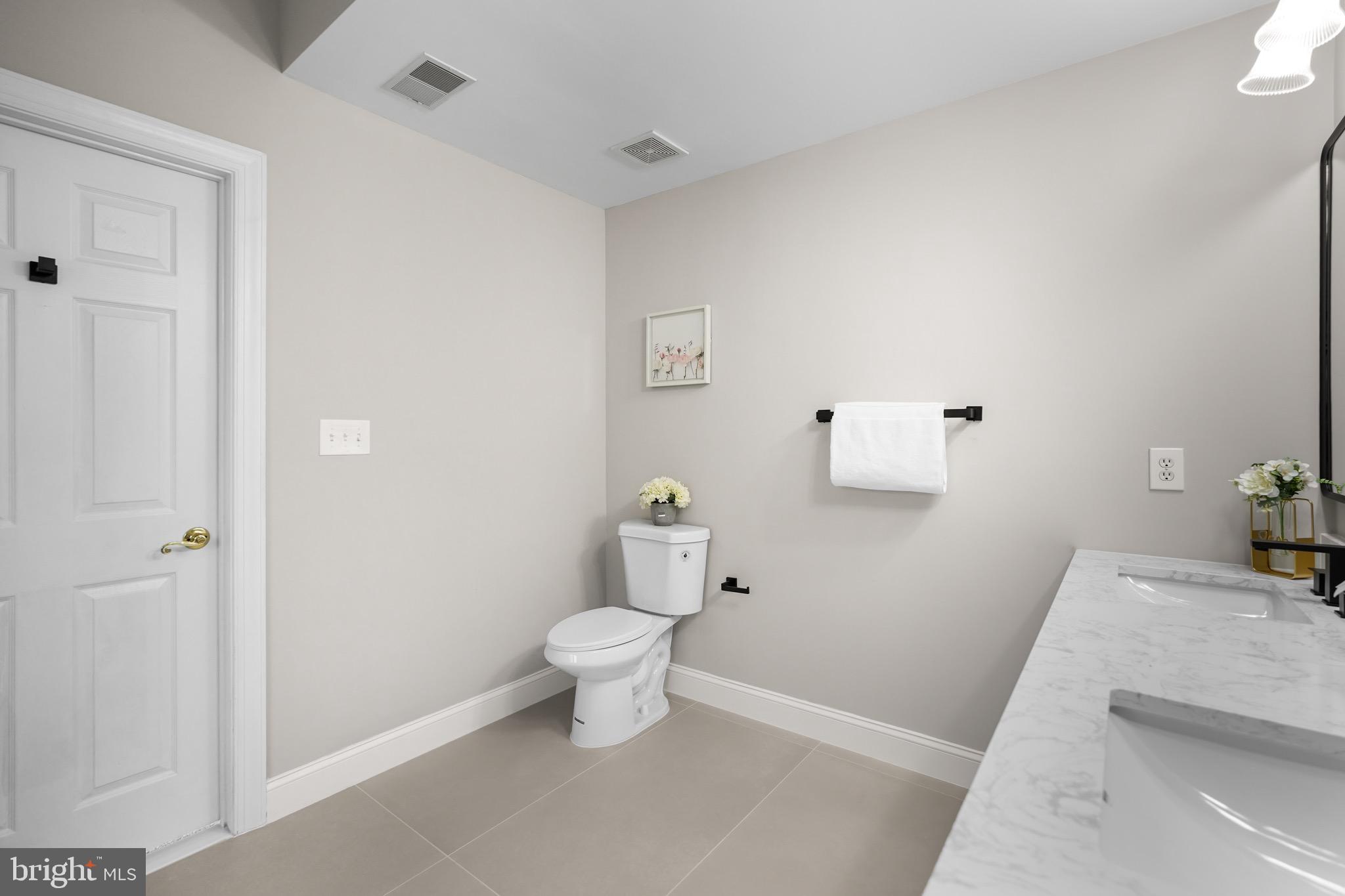 WILLOWS OF POTOMAC - Residential