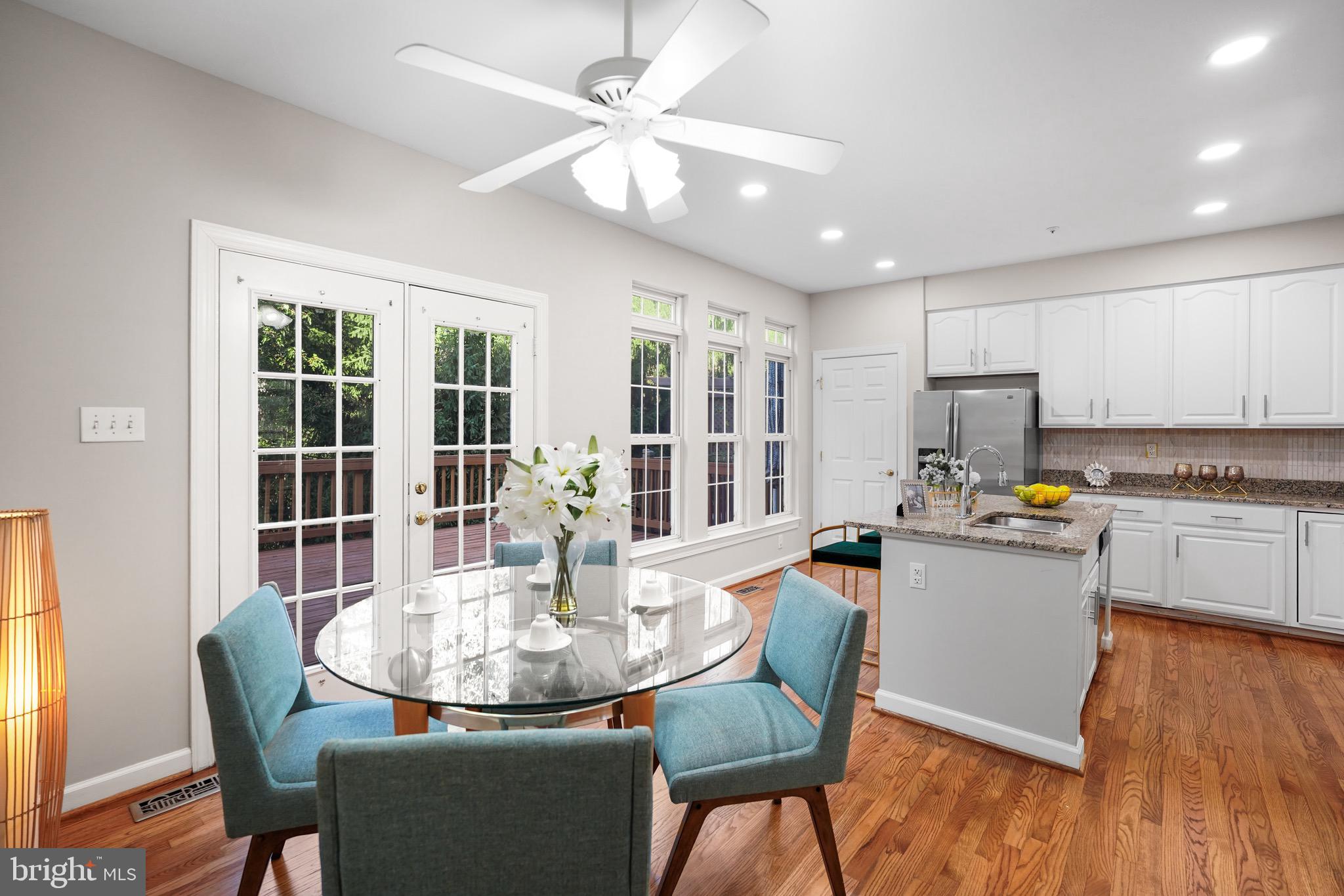 WILLOWS OF POTOMAC - Residential