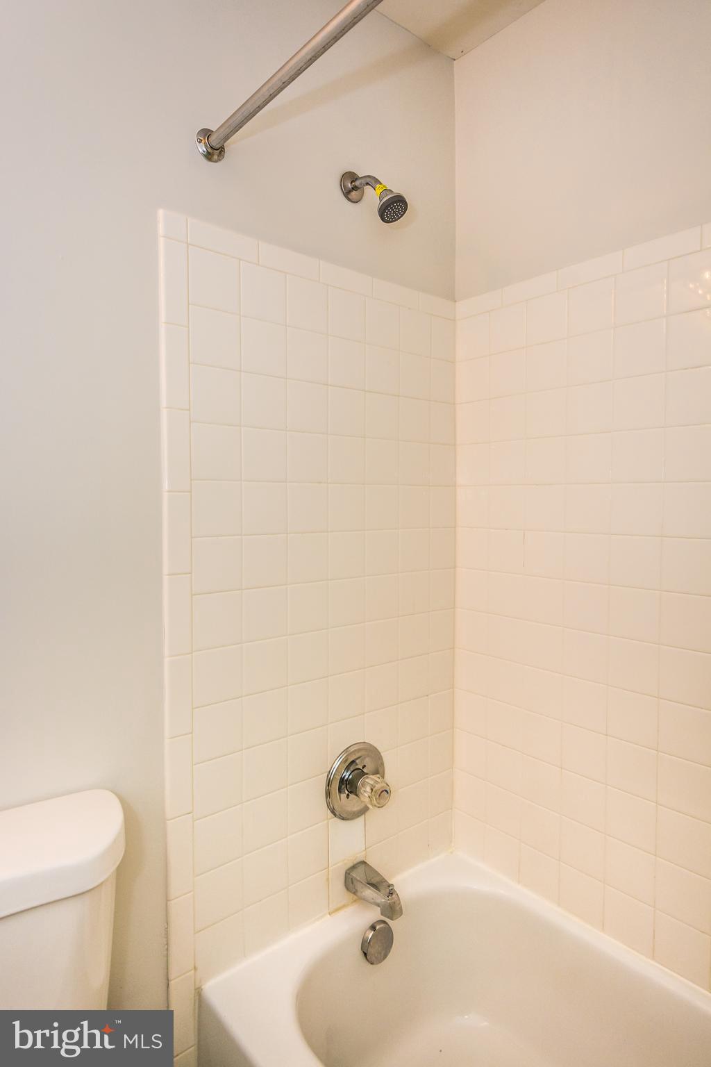 GREENBRIER HILLS - Residential Lease