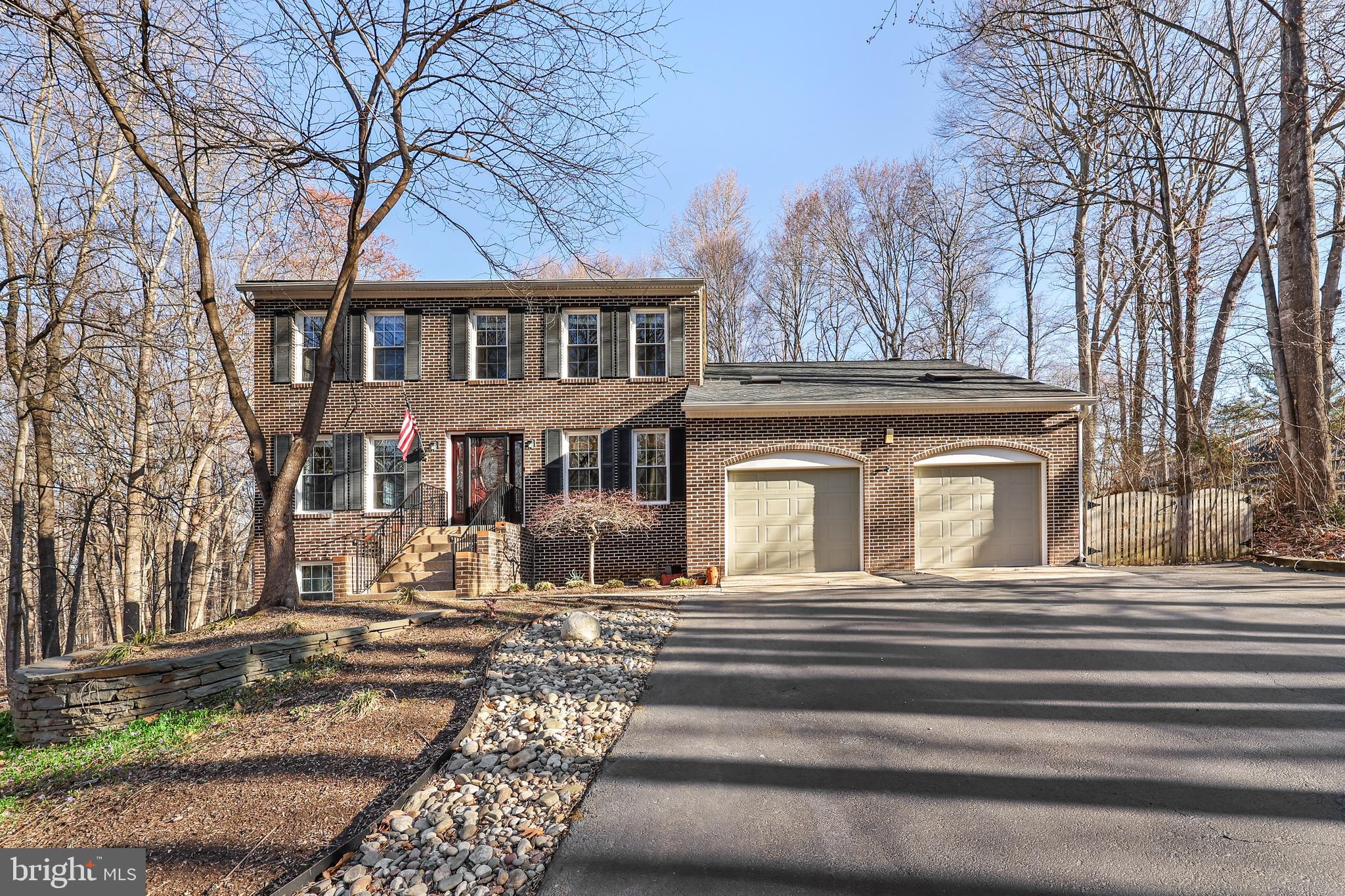 CANNON BLUFF - Residential