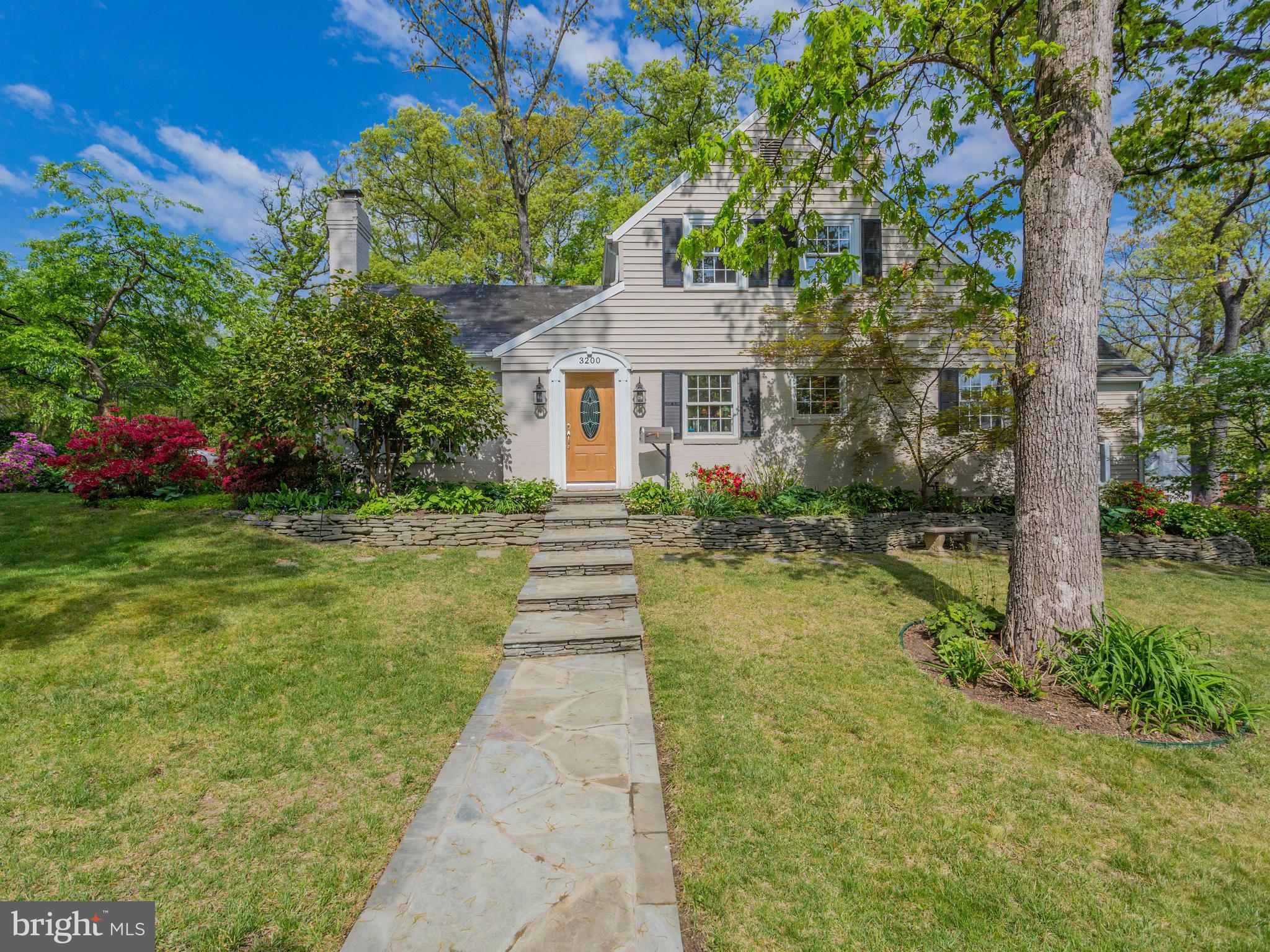 BEVERLY HILLS - Residential