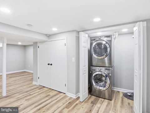 Tiny photo for 642 Queensgate Road, BALTIMORE, MD 21229 (MLS # MDBA2213504)