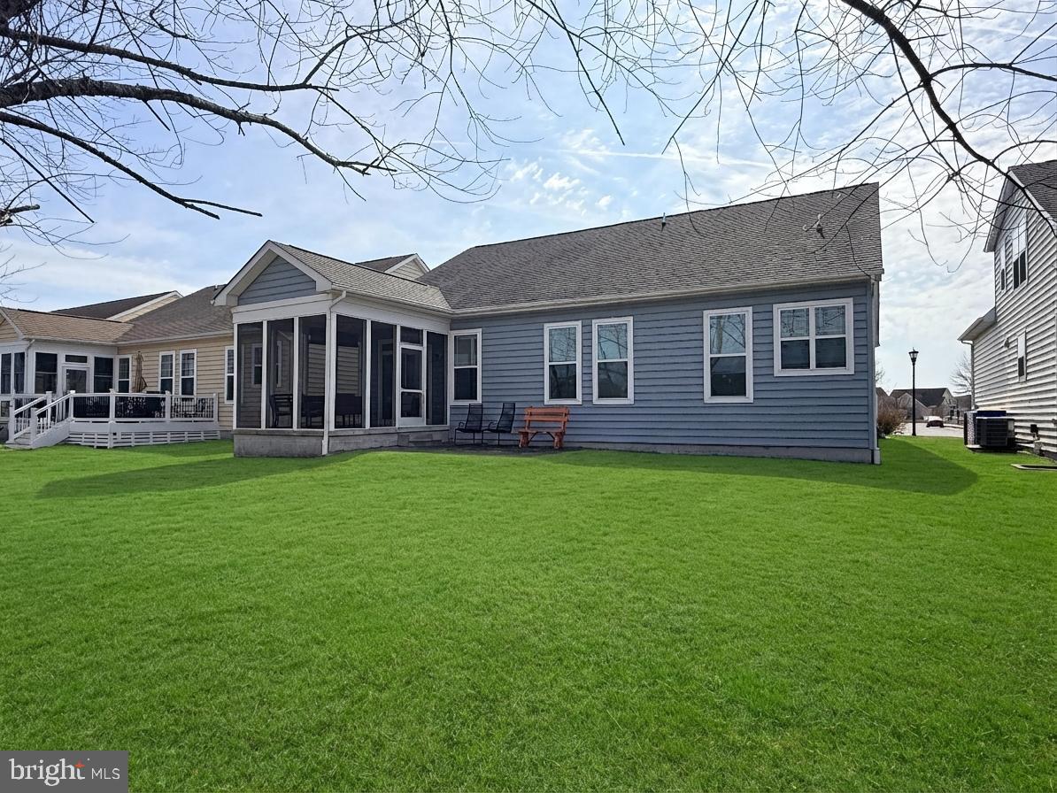 35880 HUNTINGTON STREET