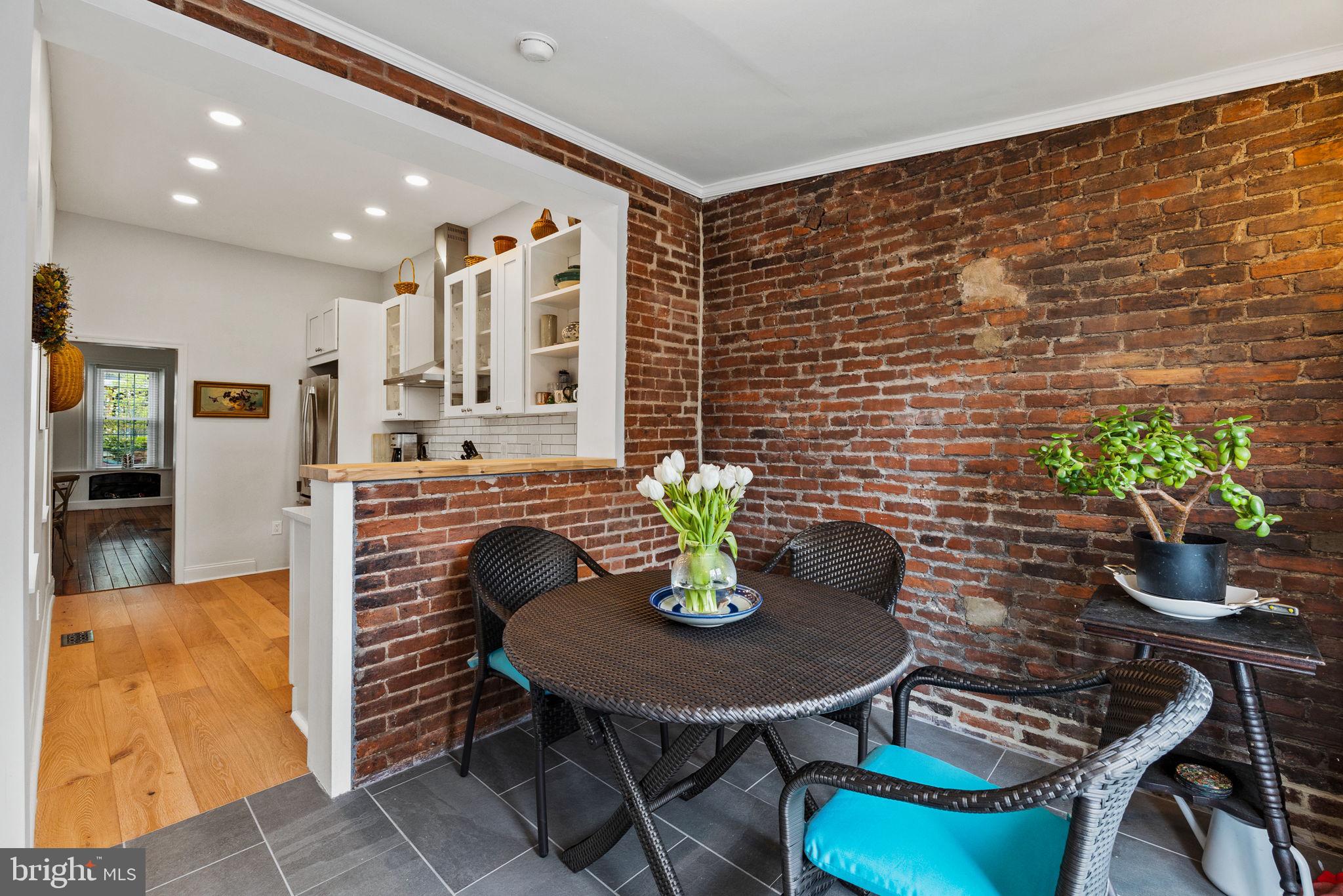 FAIRMOUNT - Residential