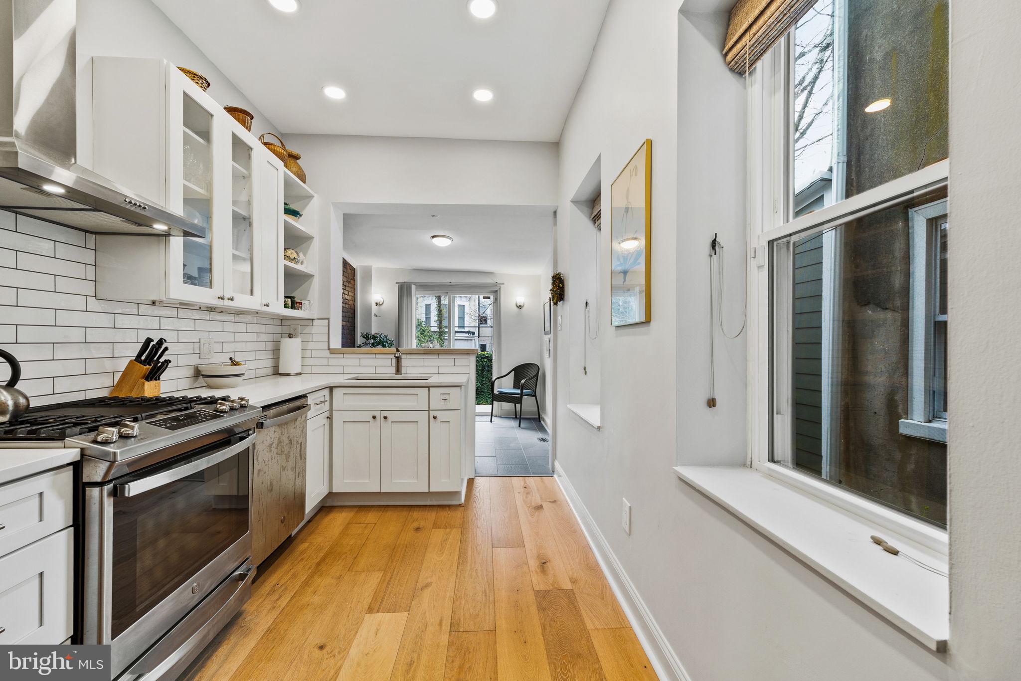 FAIRMOUNT - Residential