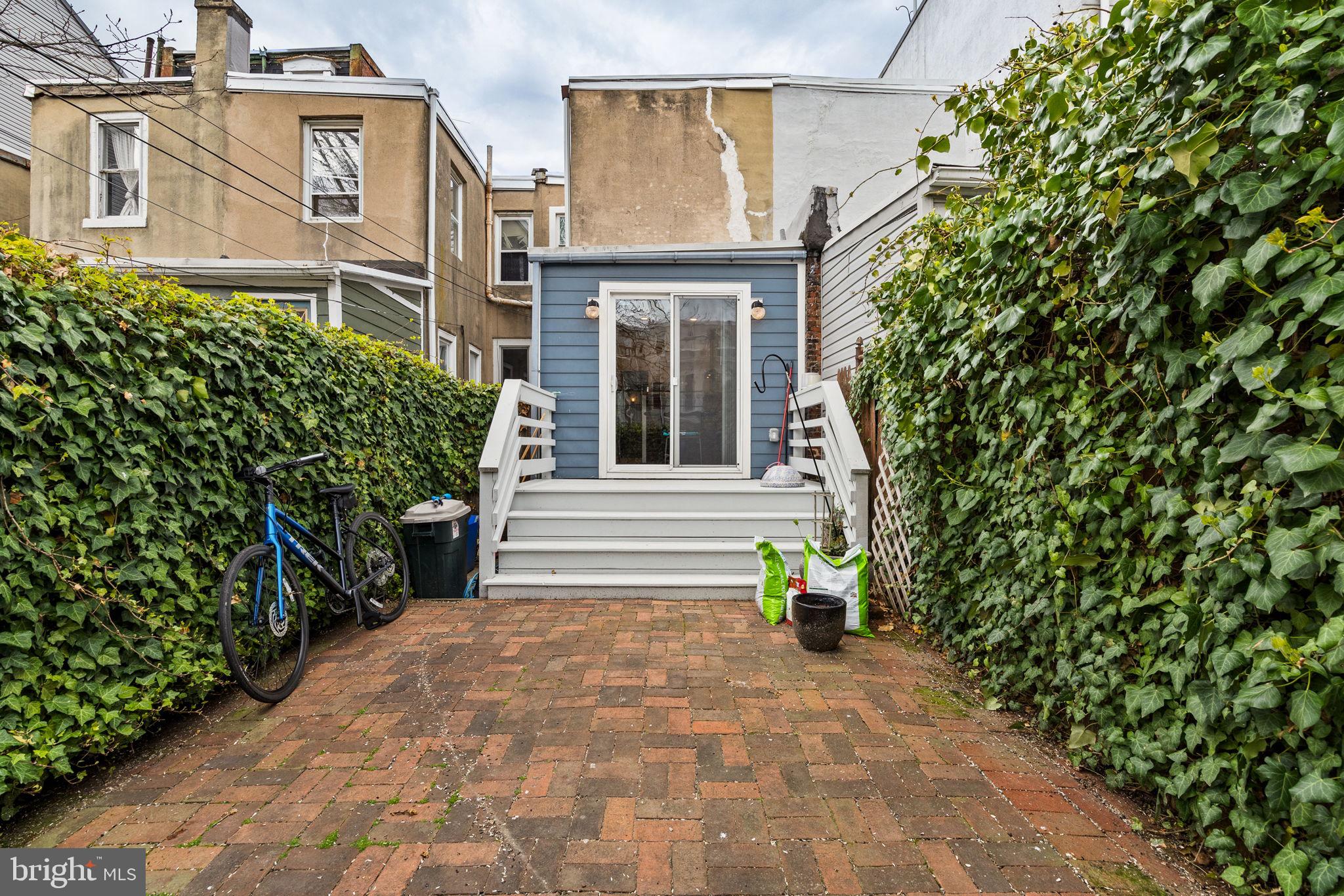 FAIRMOUNT - Residential