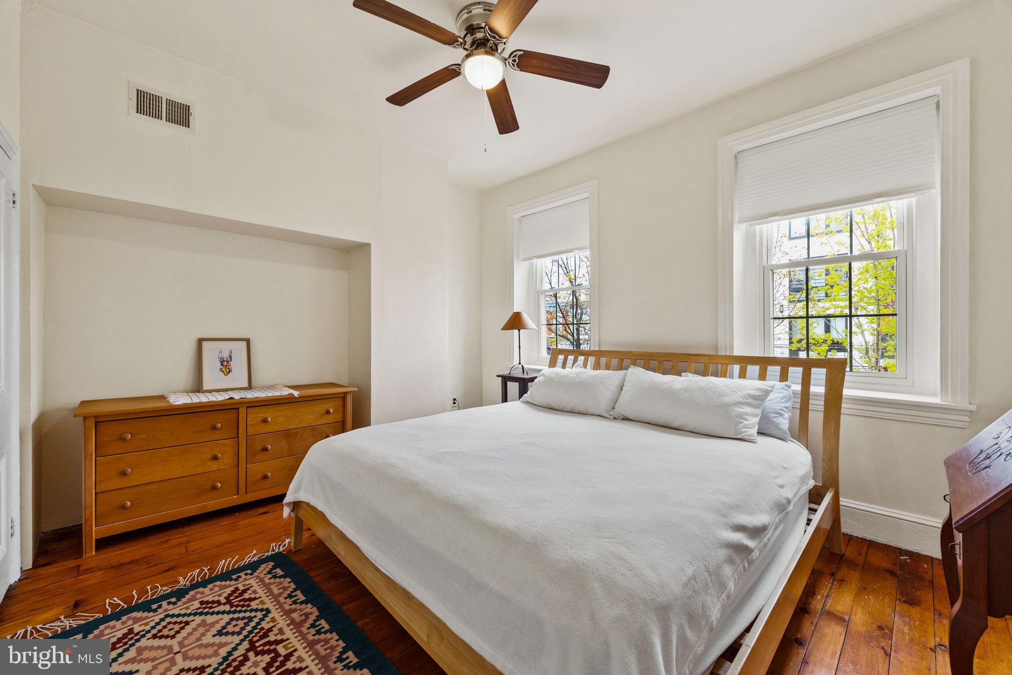 FAIRMOUNT - Residential