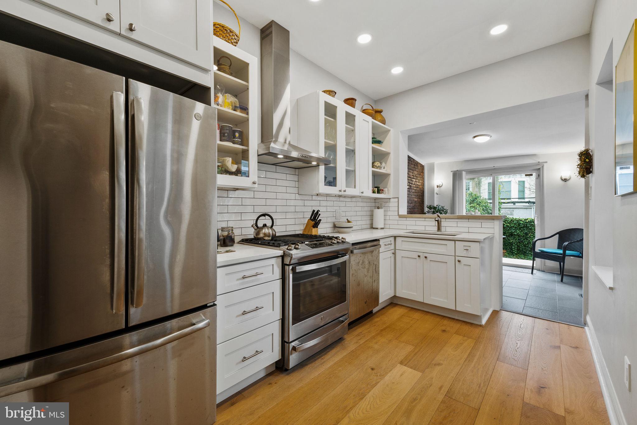 FAIRMOUNT - Residential