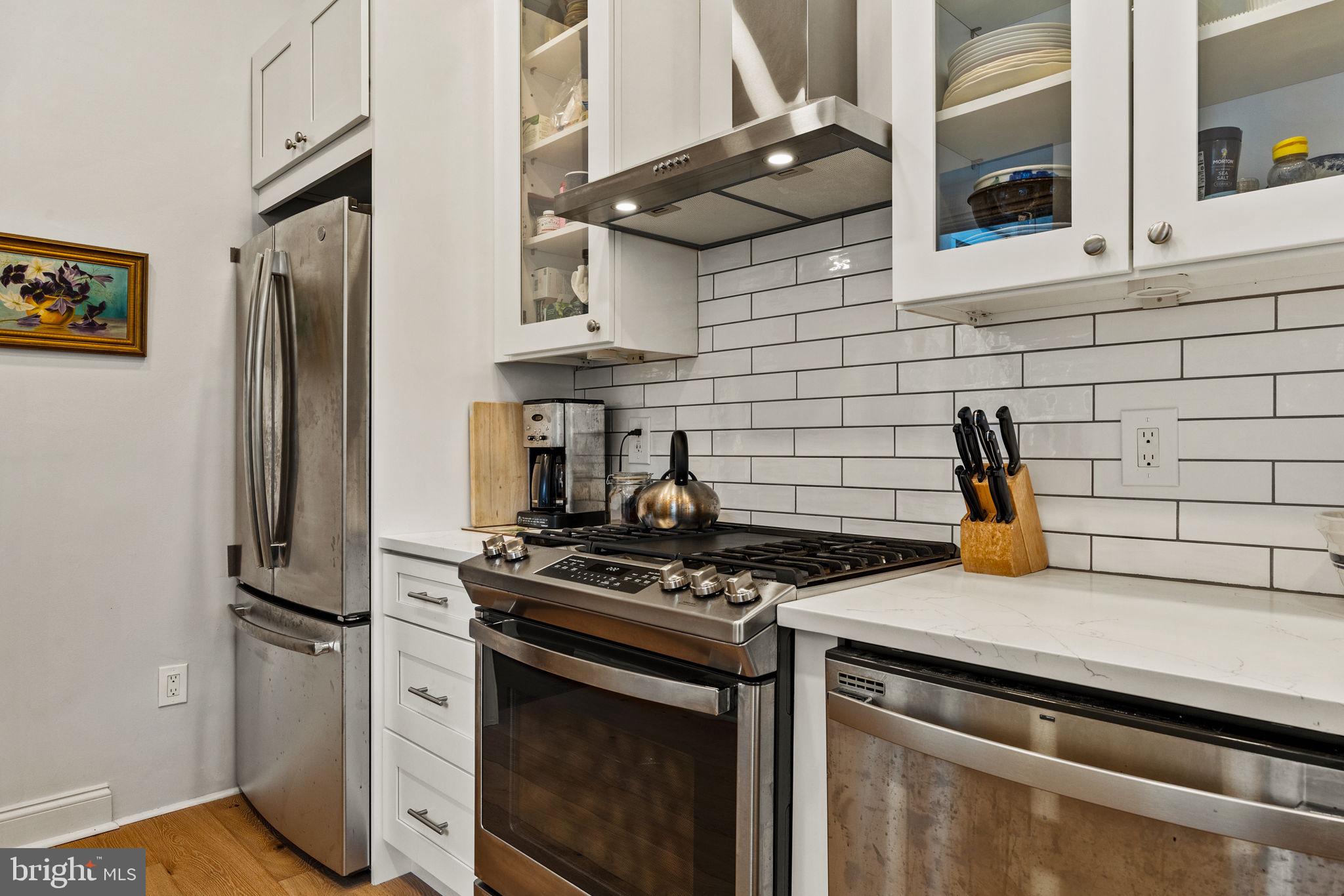 FAIRMOUNT - Residential