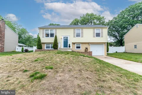 8367 Crofton Lane, Pennsauken, NJ MLS: NJCD2091948