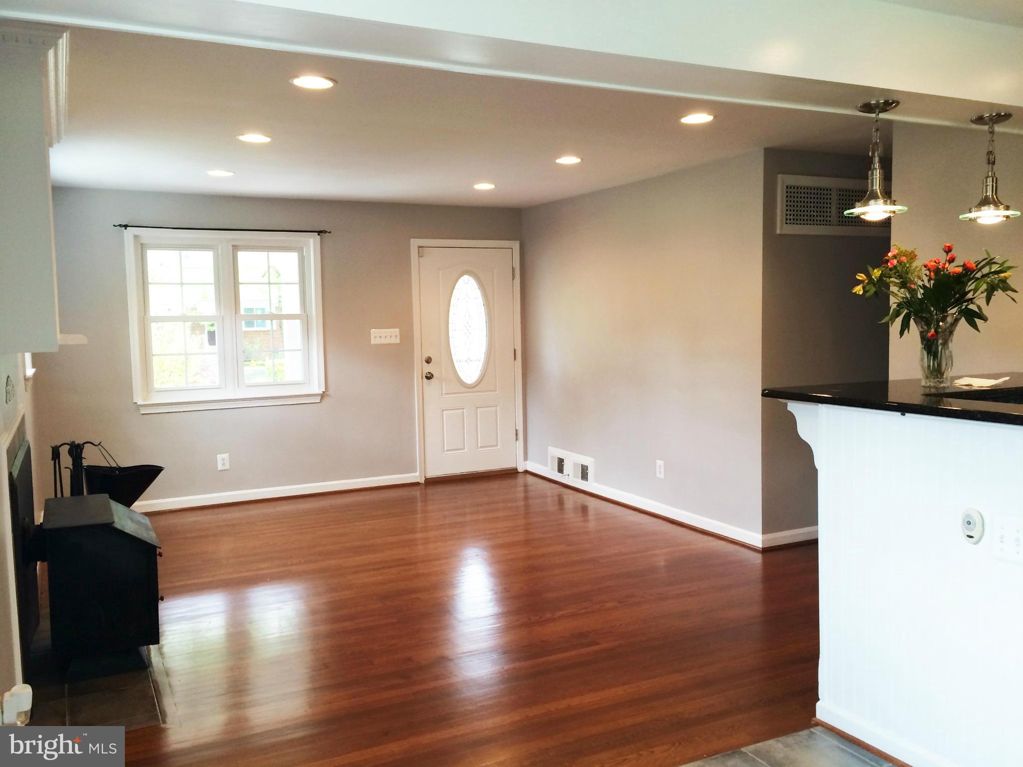 BROYHILL PARK - Residential Lease