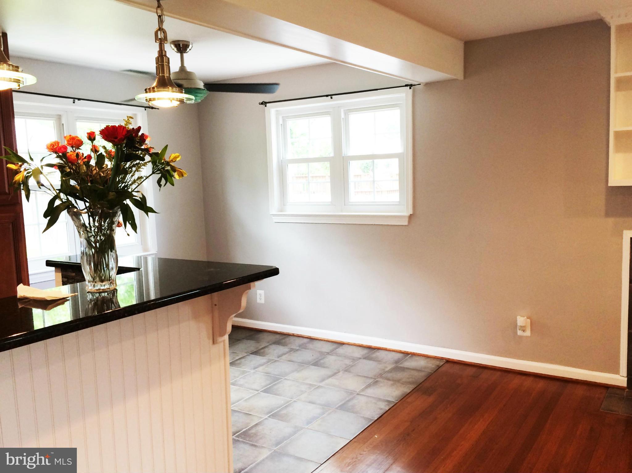 BROYHILL PARK - Residential Lease