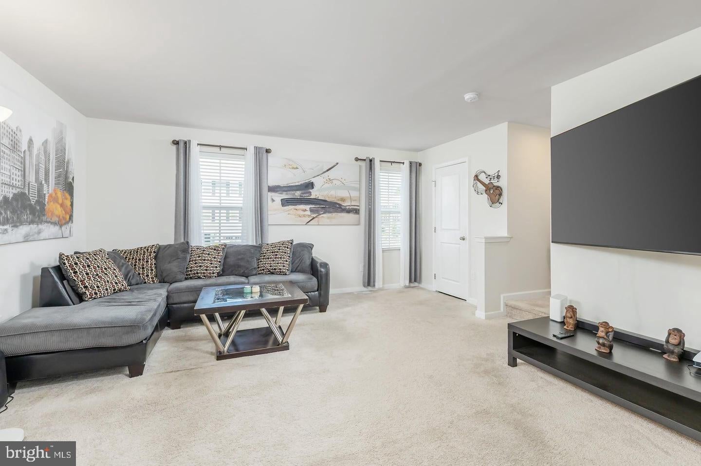 6 BURR STREET