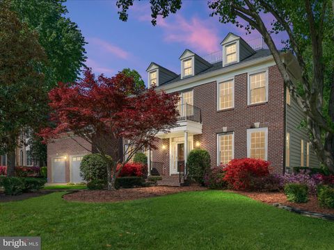 8105 HADDINGTON COURT FAIRFAX STATION VA 22039