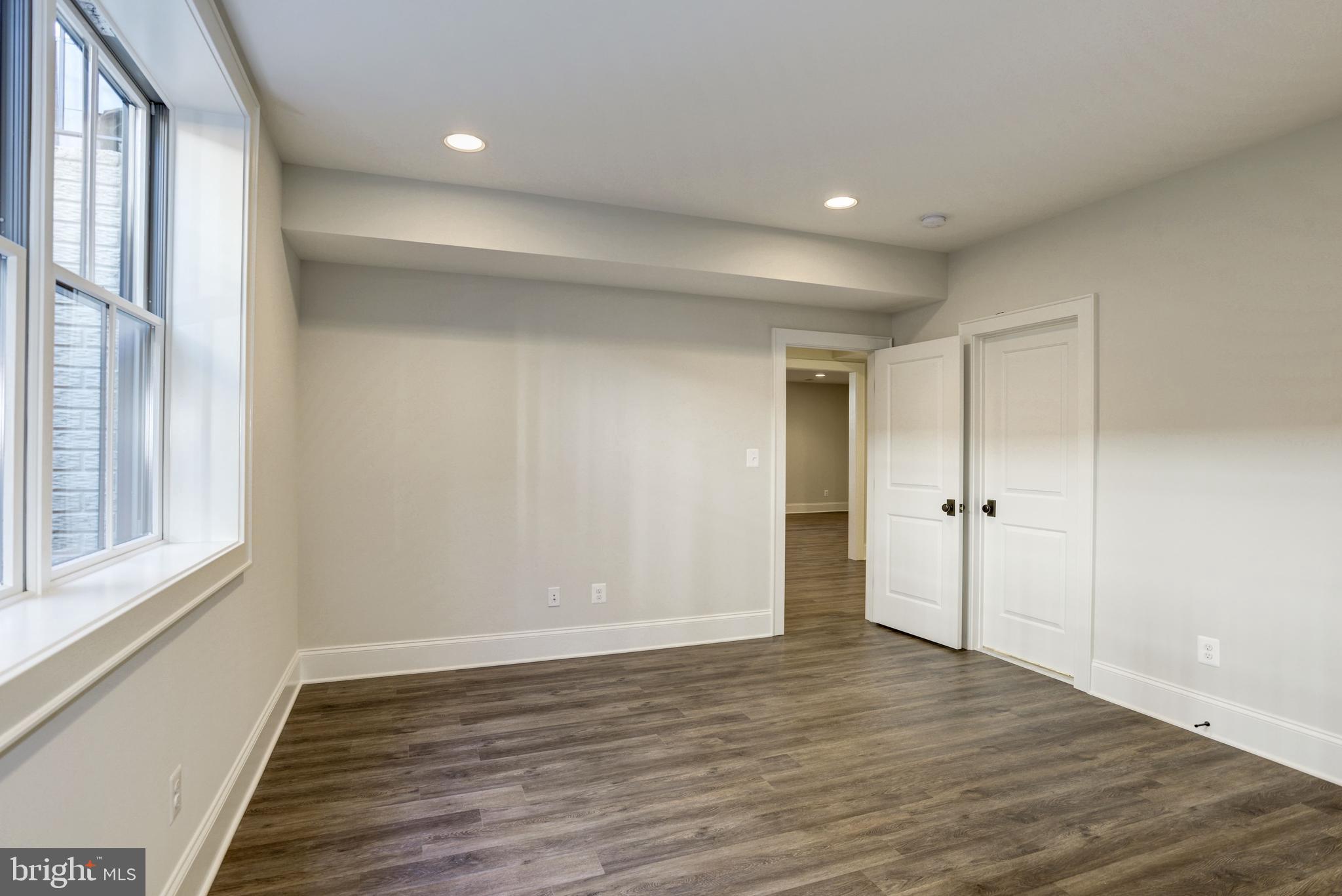 LEEWAY HEIGHTS - Residential