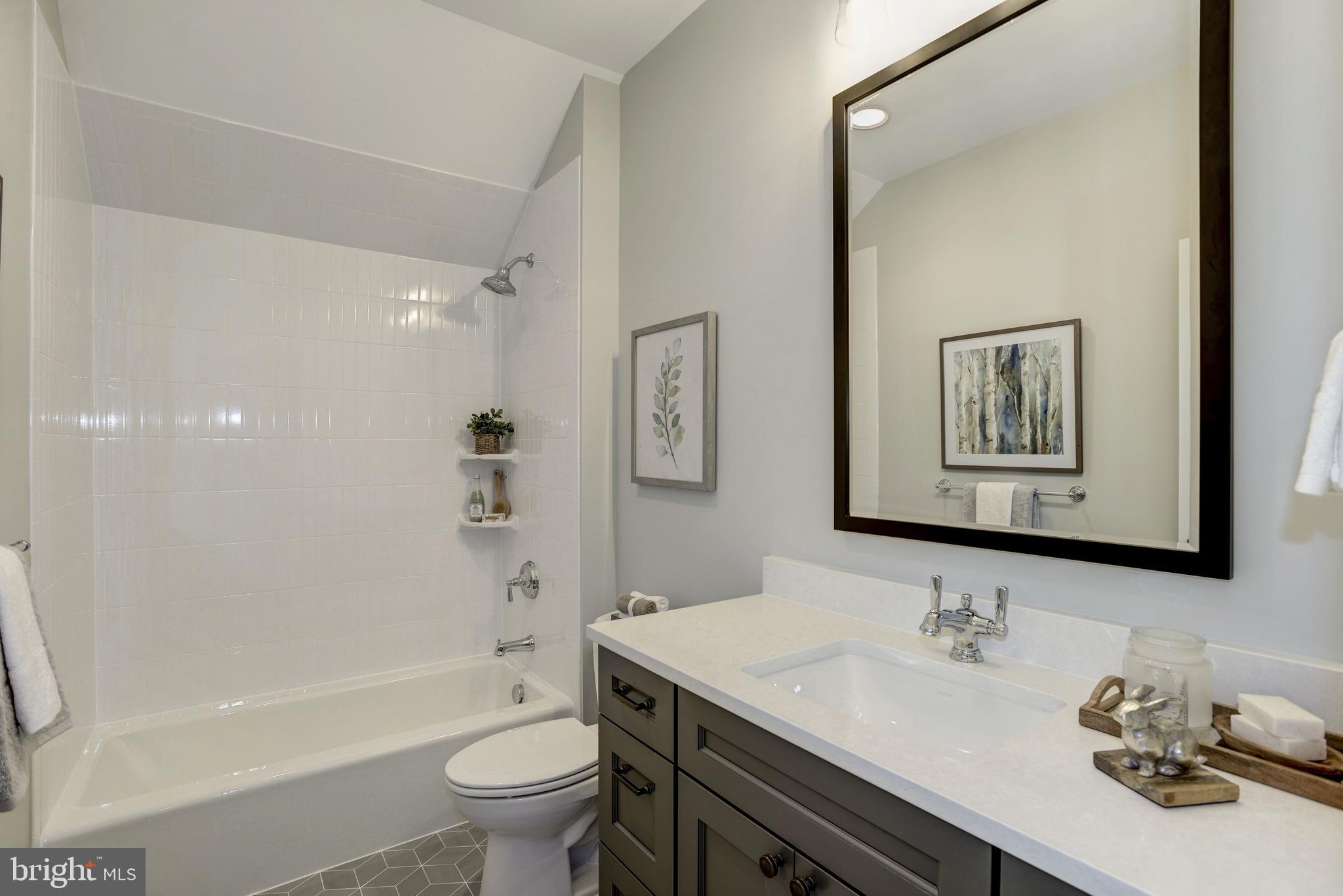 LEEWAY HEIGHTS - Residential