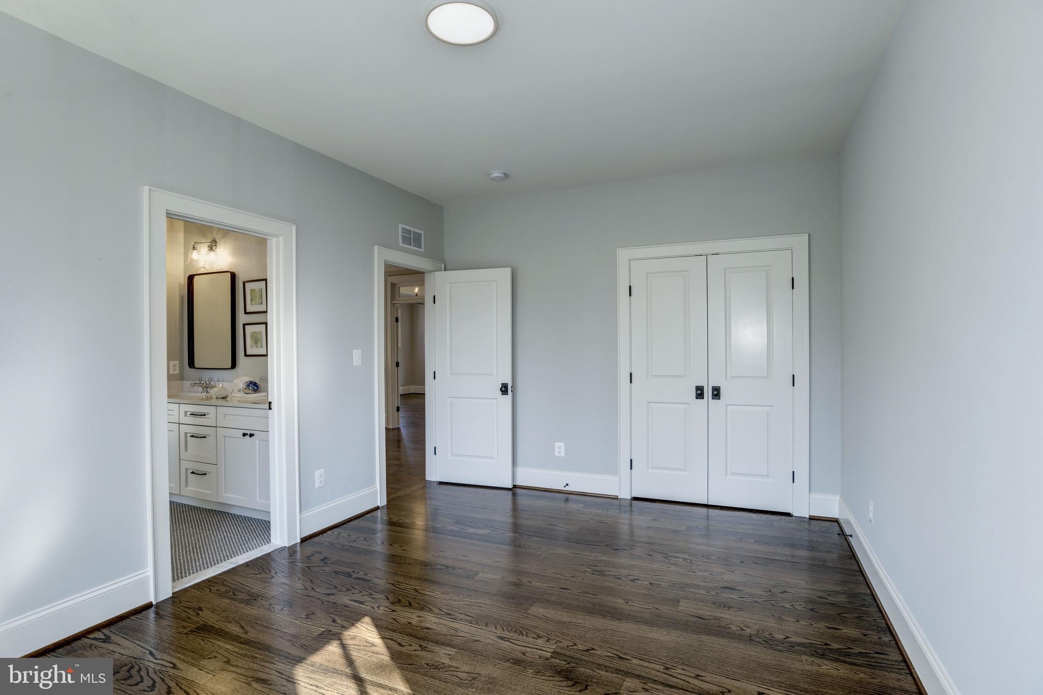 LEEWAY HEIGHTS - Residential