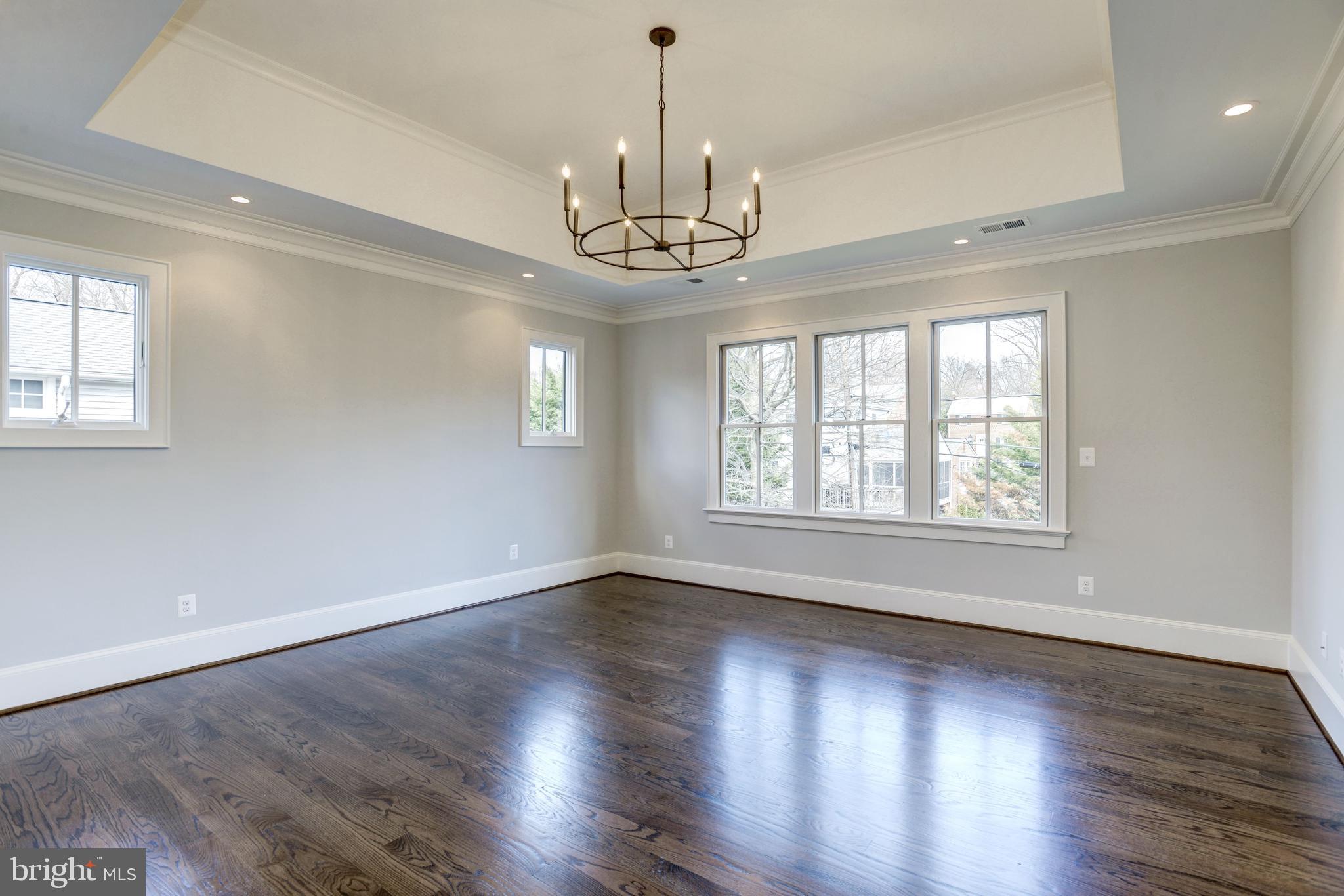 LEEWAY HEIGHTS - Residential