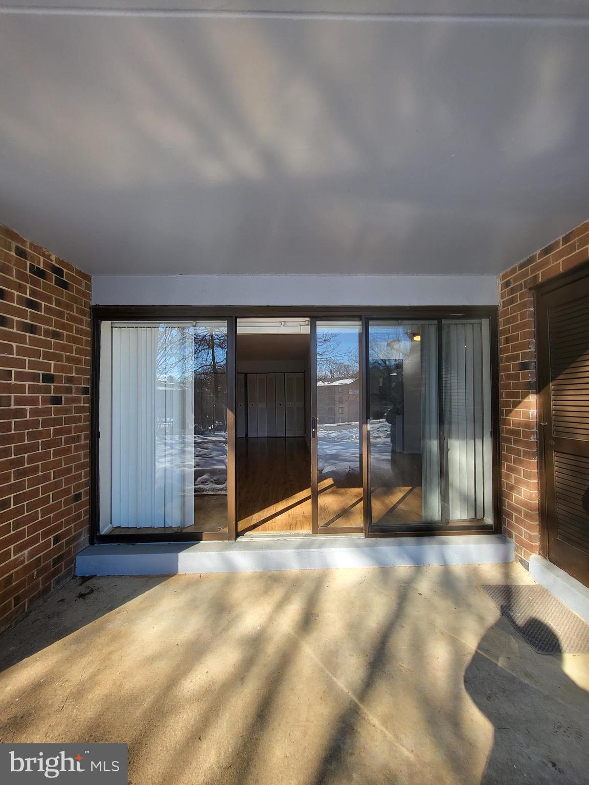 HERITAGE COURT - Residential