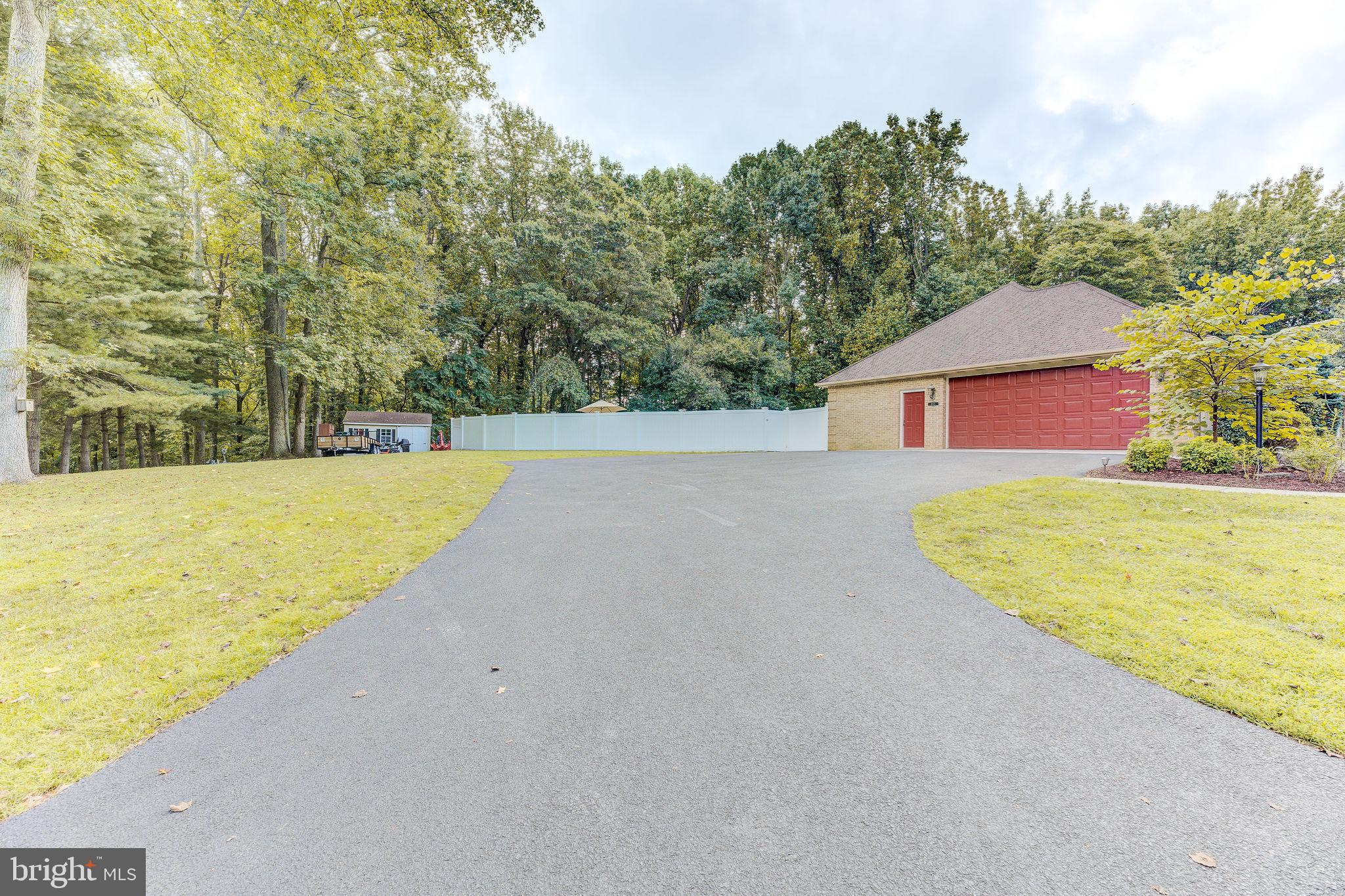 CALVERT ESTATES - Residential