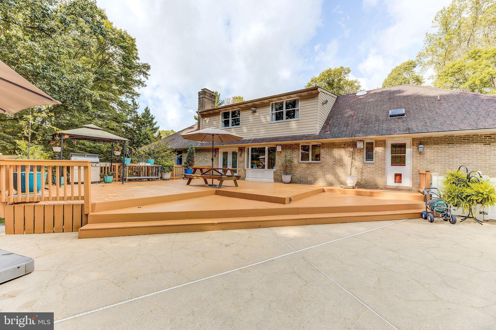 CALVERT ESTATES - Residential