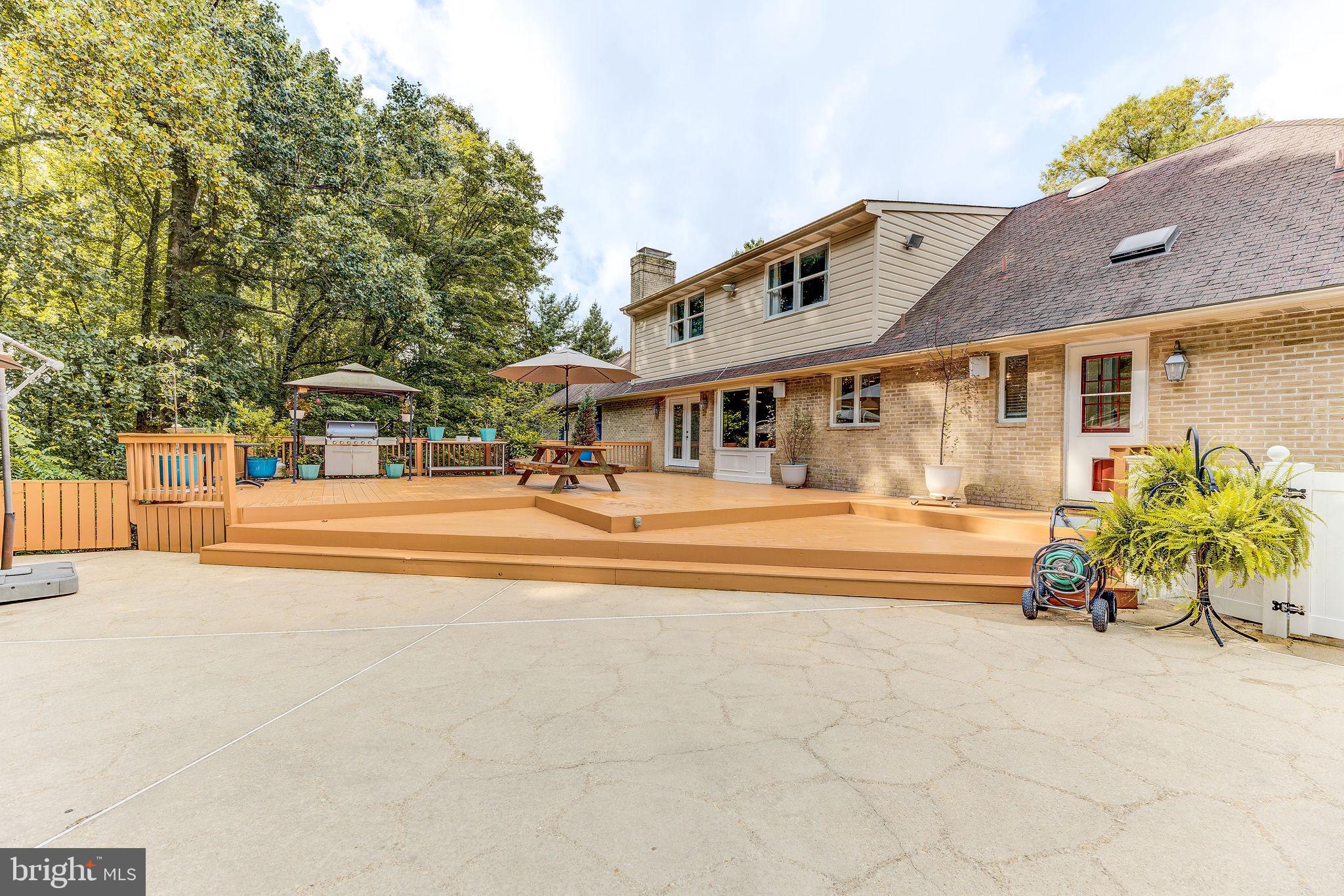 CALVERT ESTATES - Residential