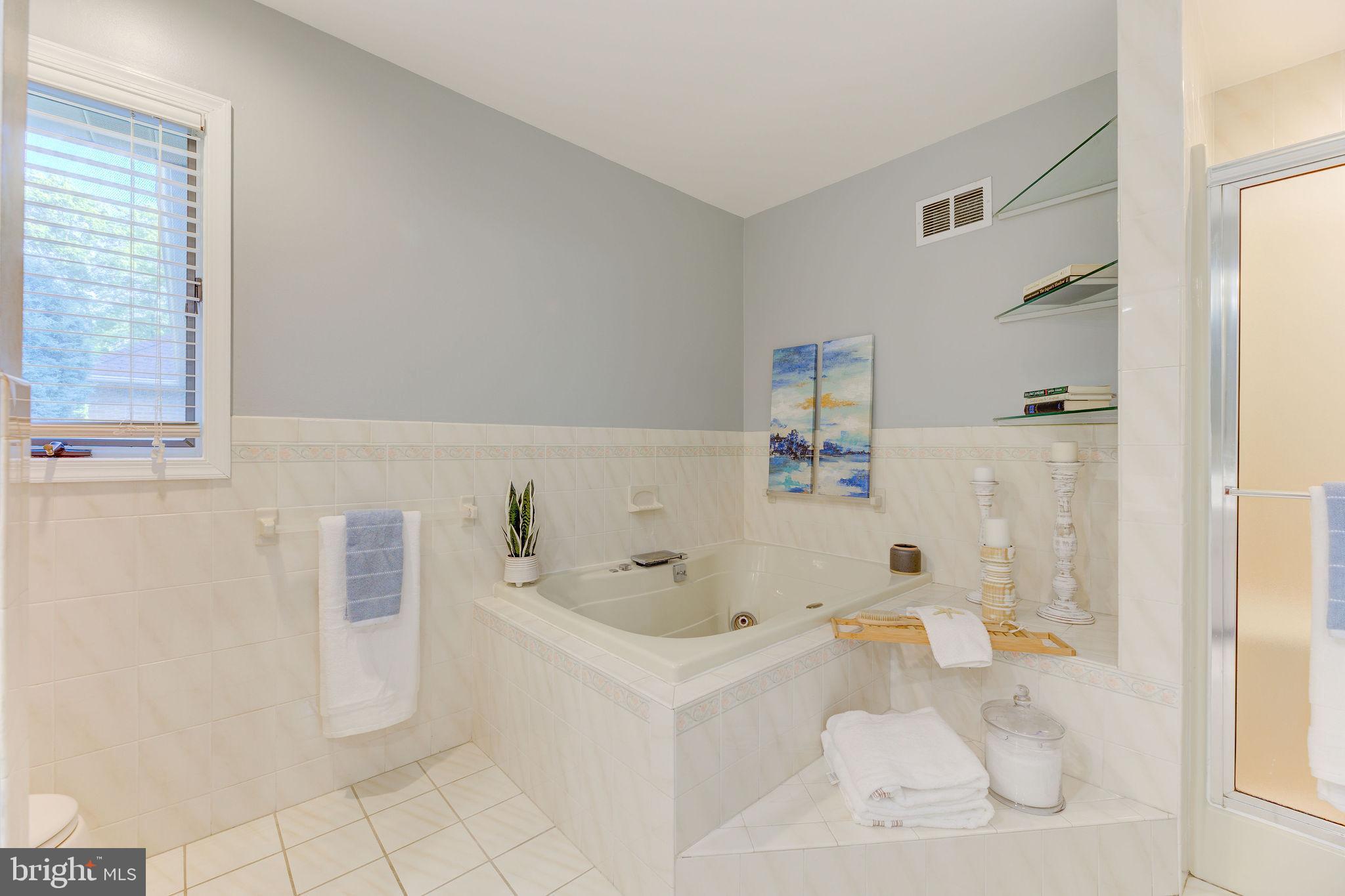 CALVERT ESTATES - Residential