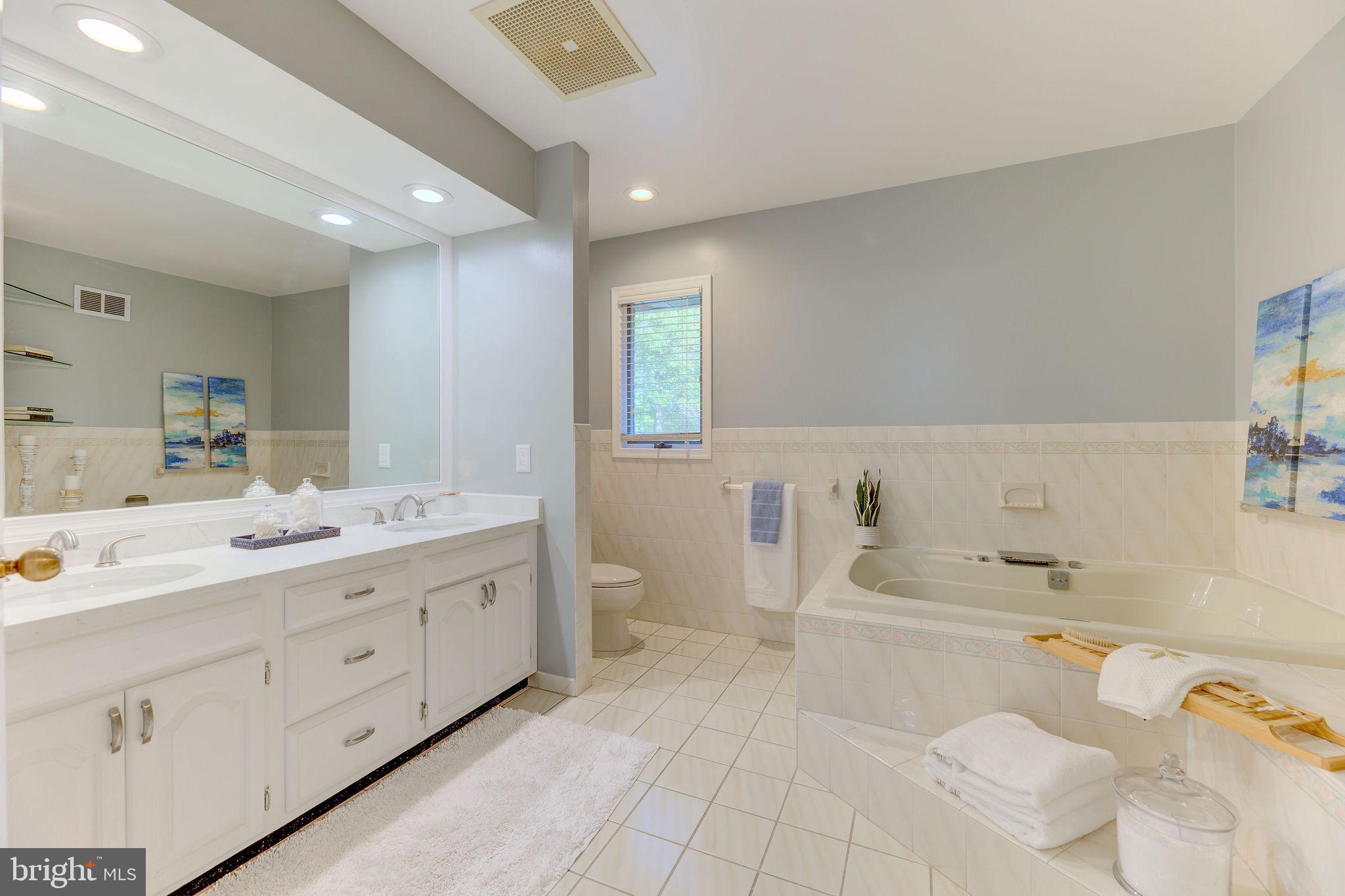 CALVERT ESTATES - Residential