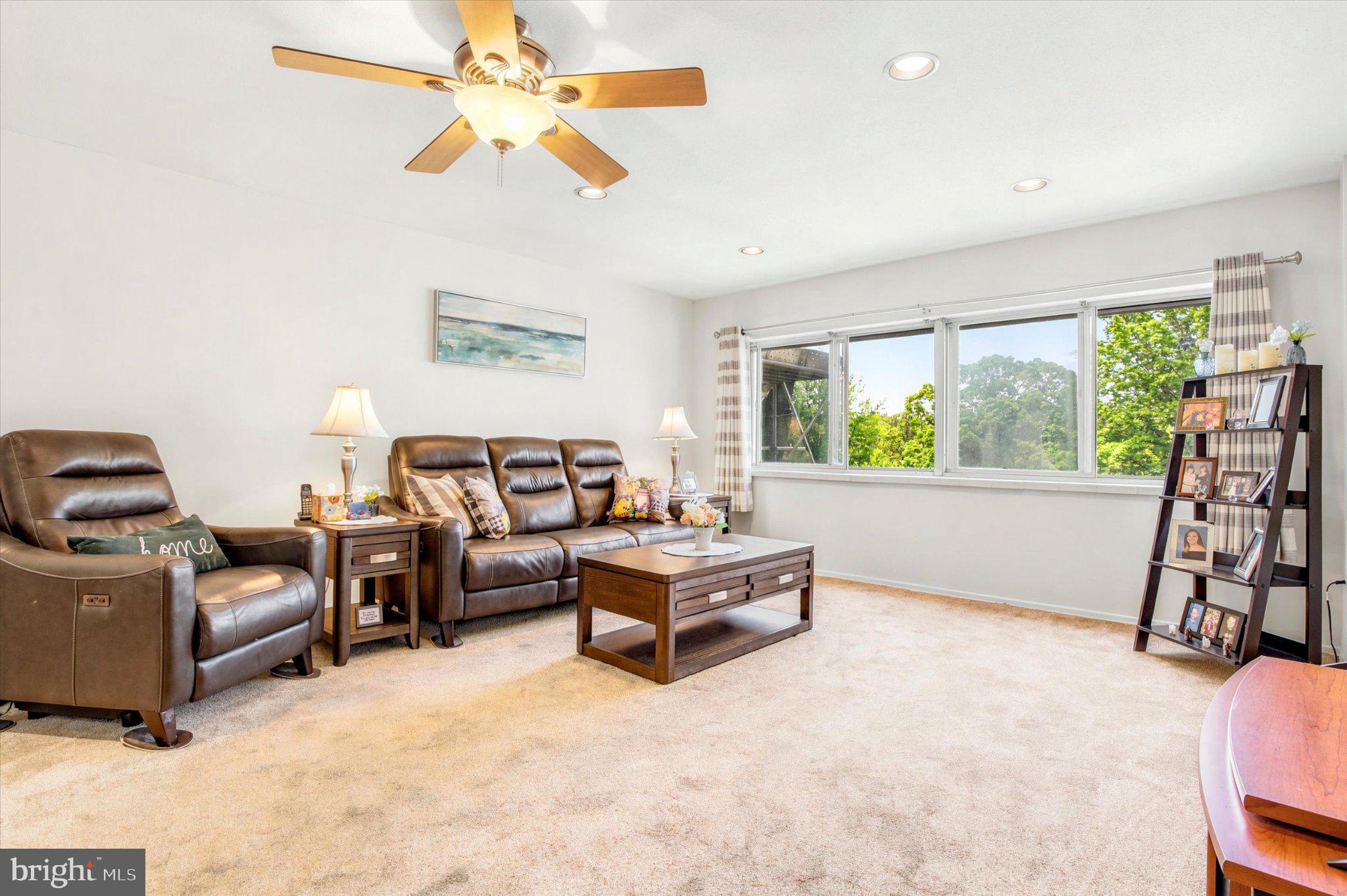 JENKINTOWN - Residential