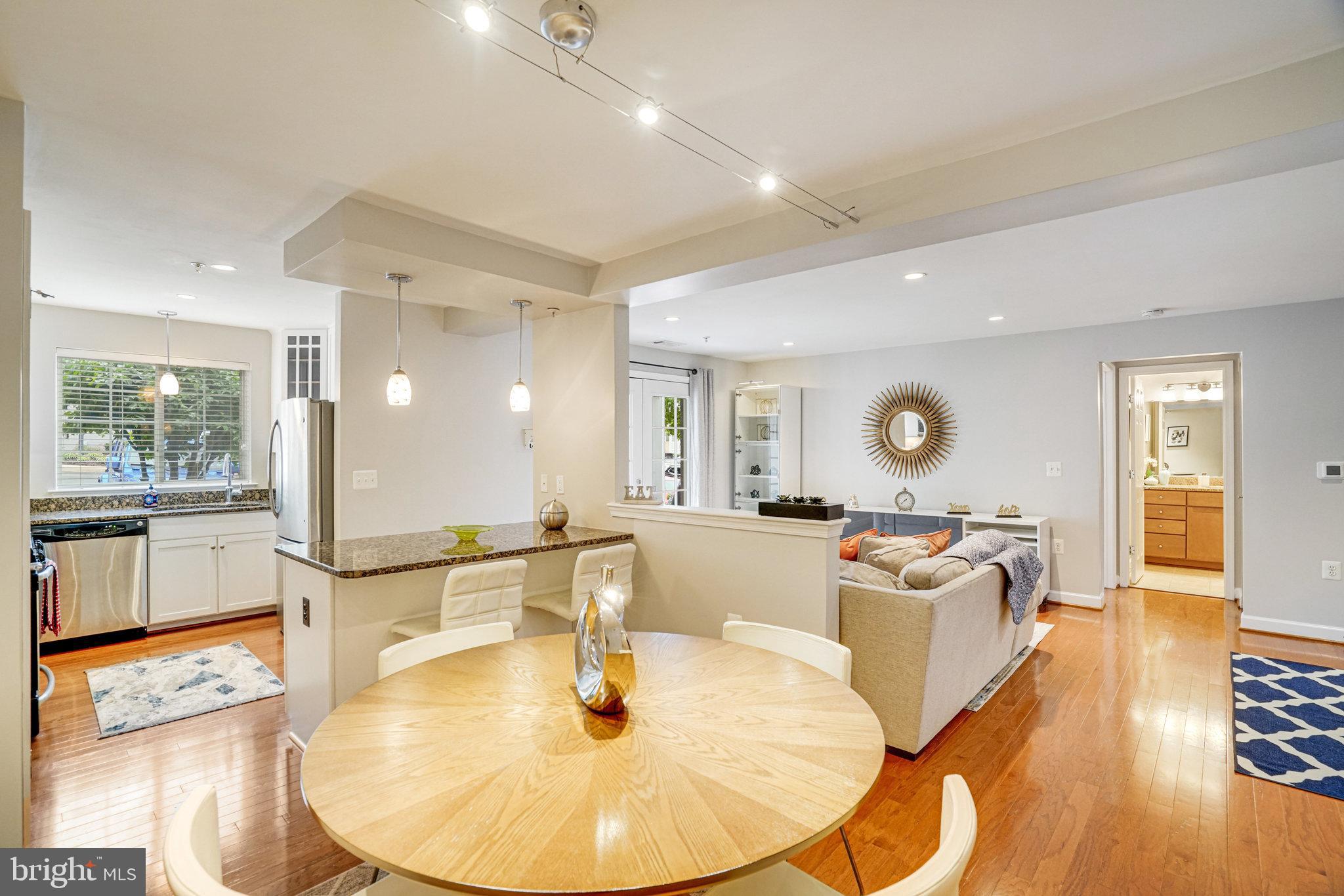 WEST VILLAGE OF SHIRLINGTON - Residential