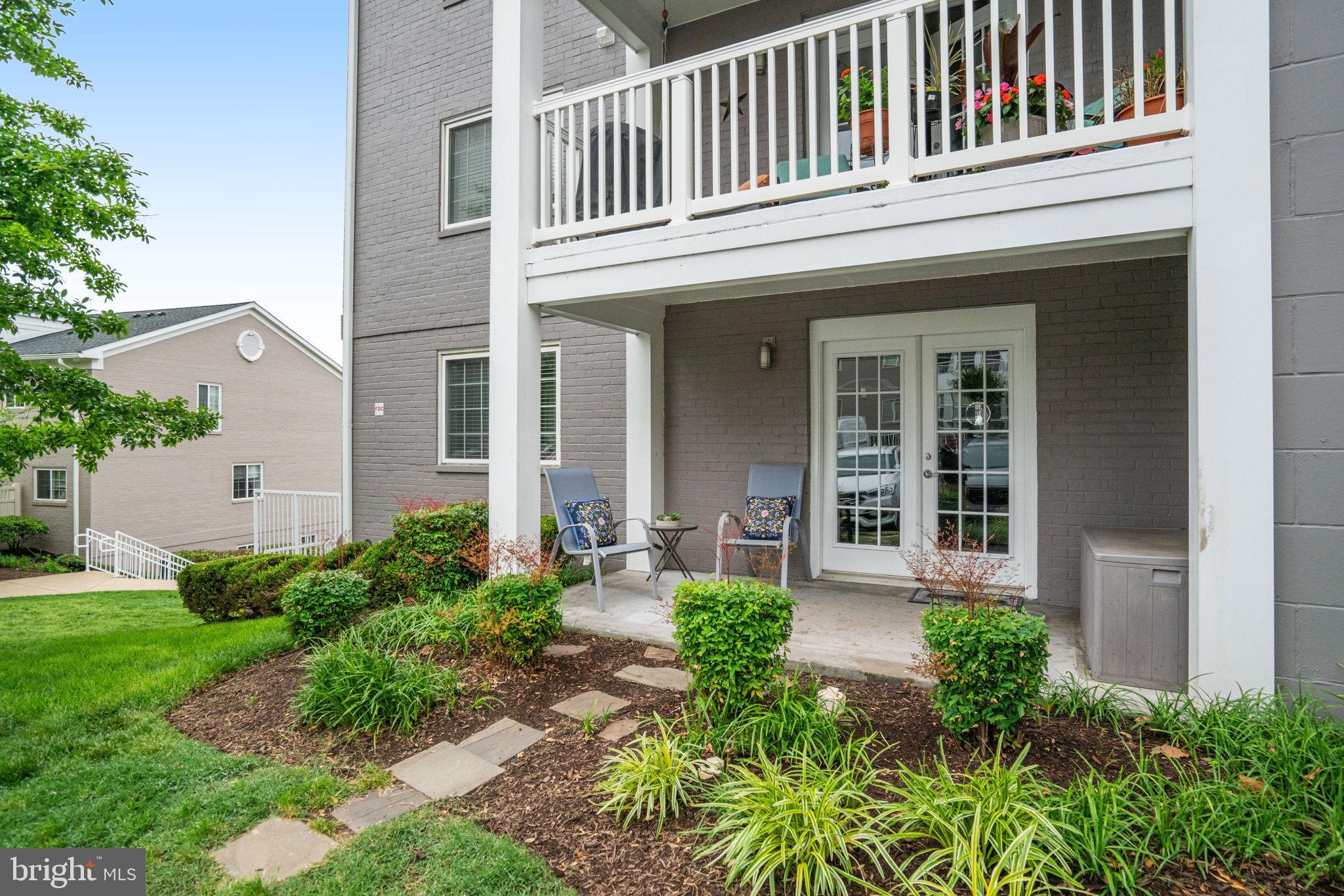 WEST VILLAGE OF SHIRLINGTON - Residential