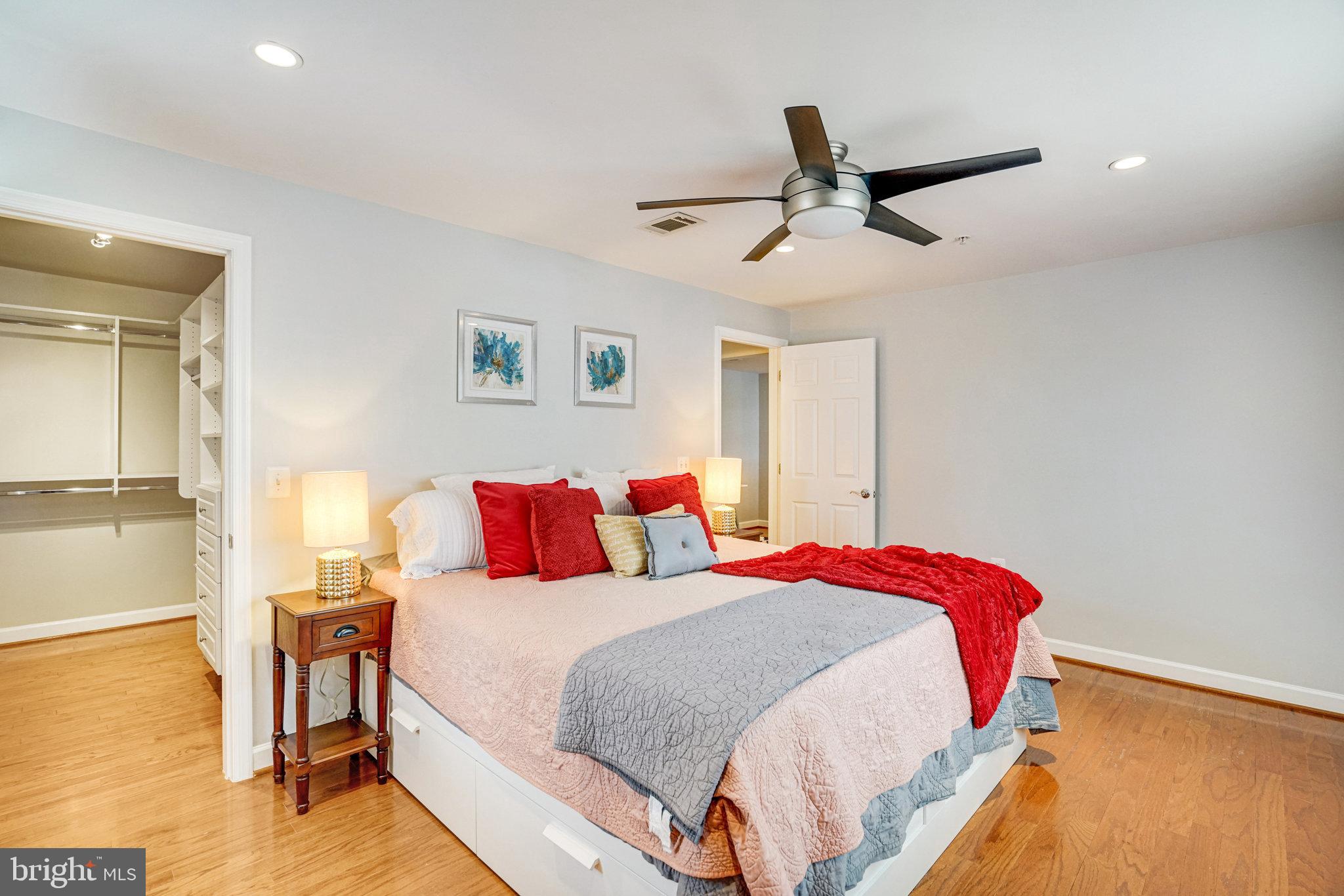 WEST VILLAGE OF SHIRLINGTON - Residential