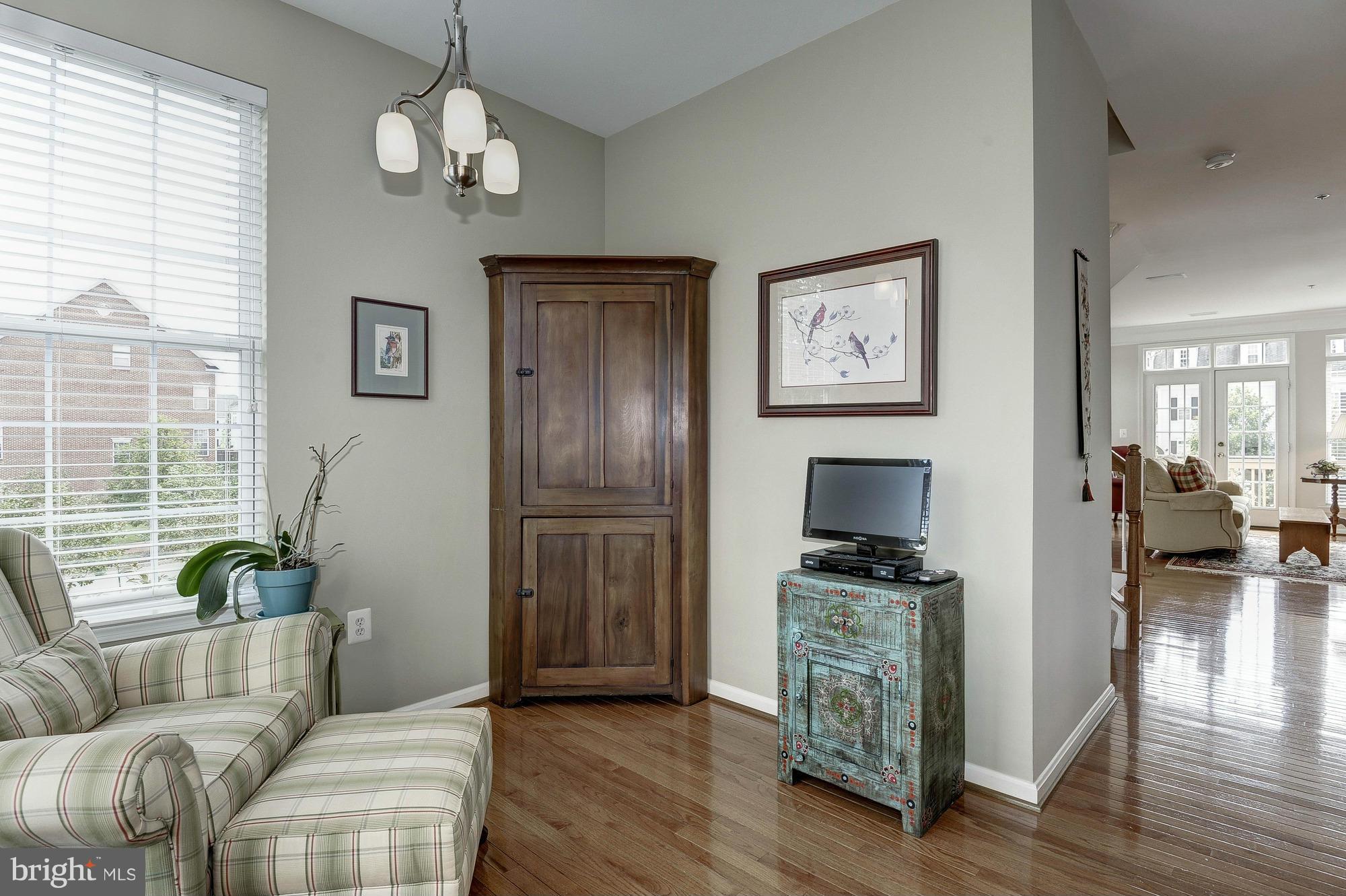 CAMERON STATION - Residential