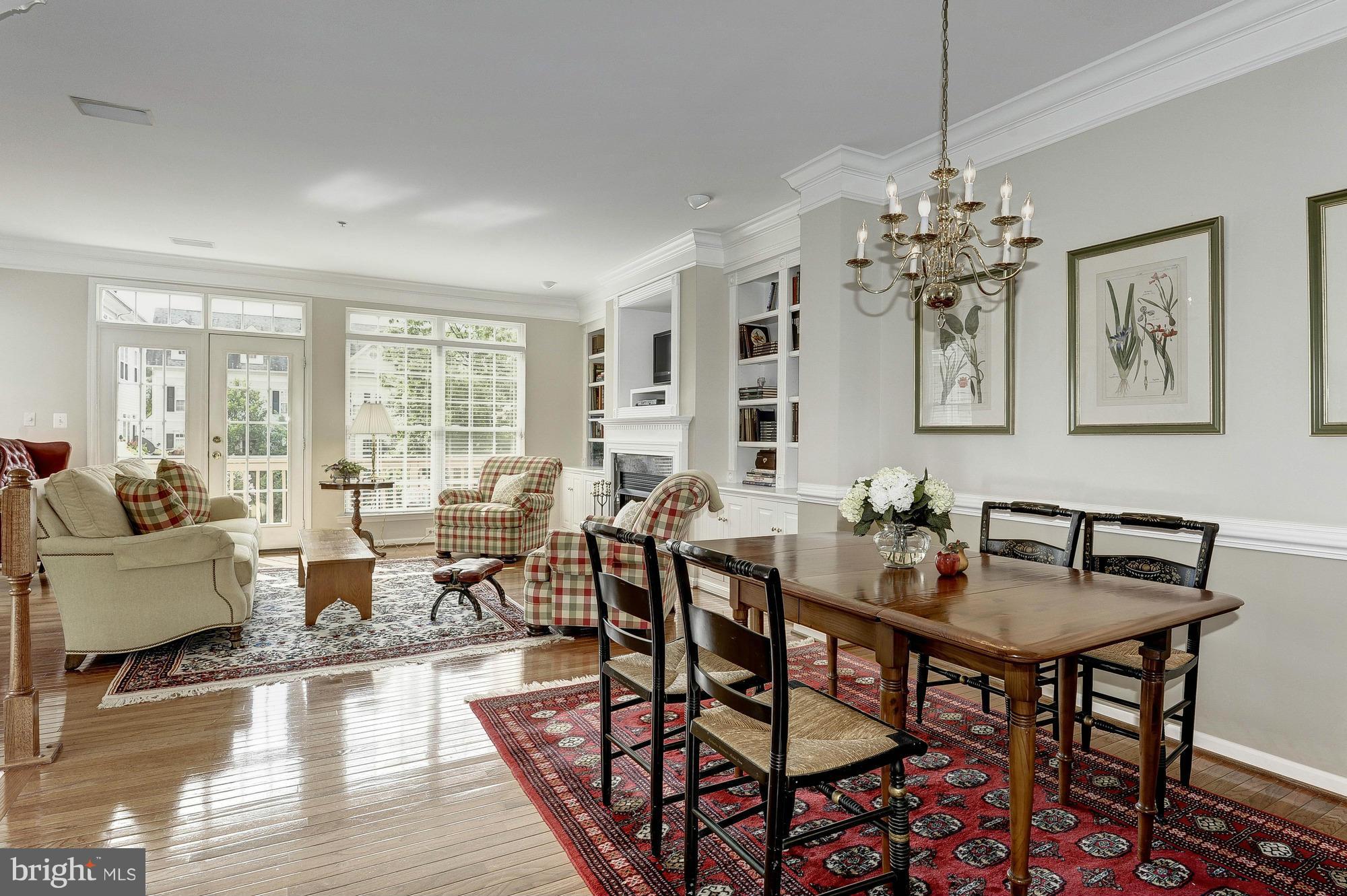 CAMERON STATION - Residential