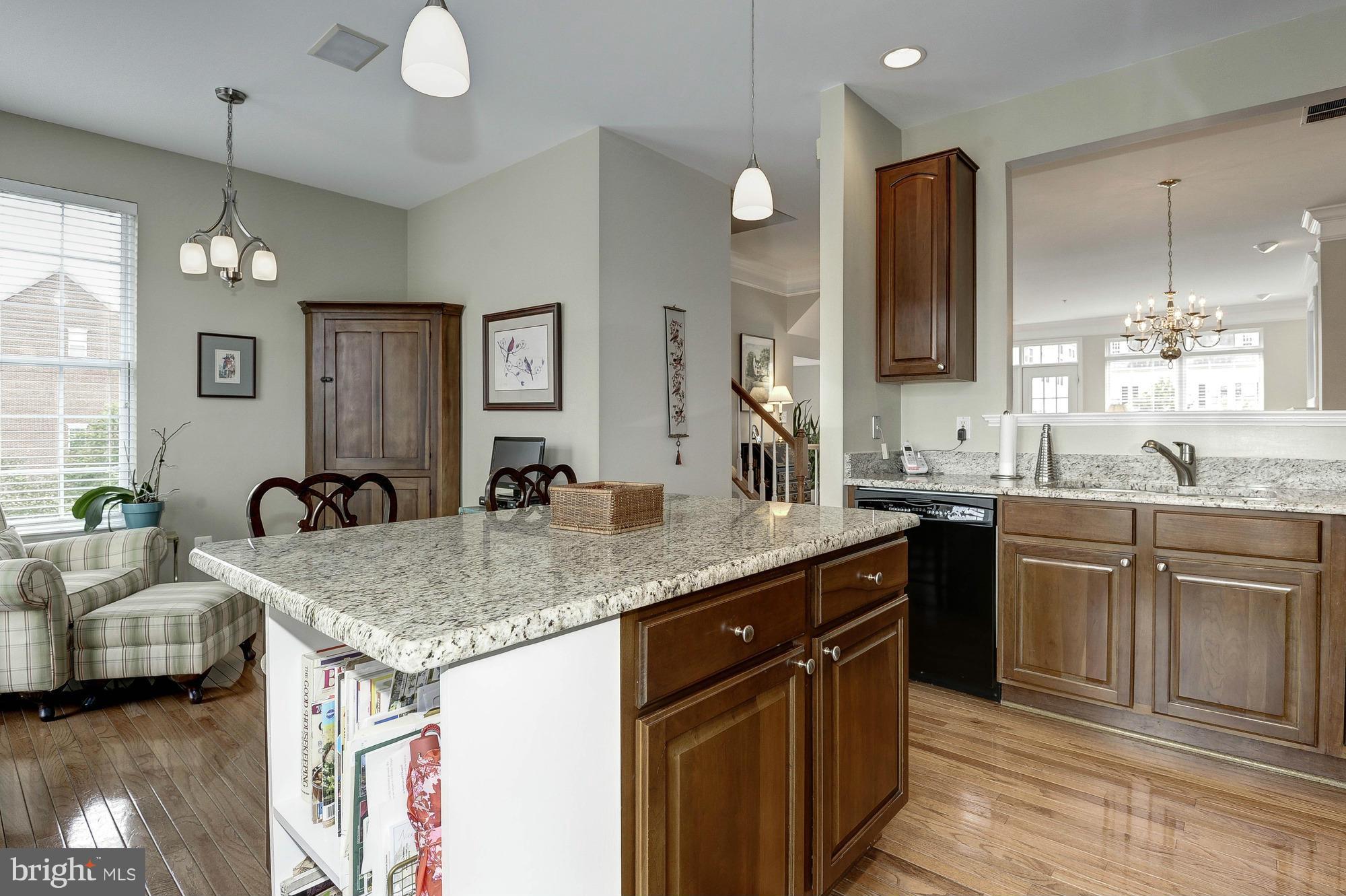 CAMERON STATION - Residential