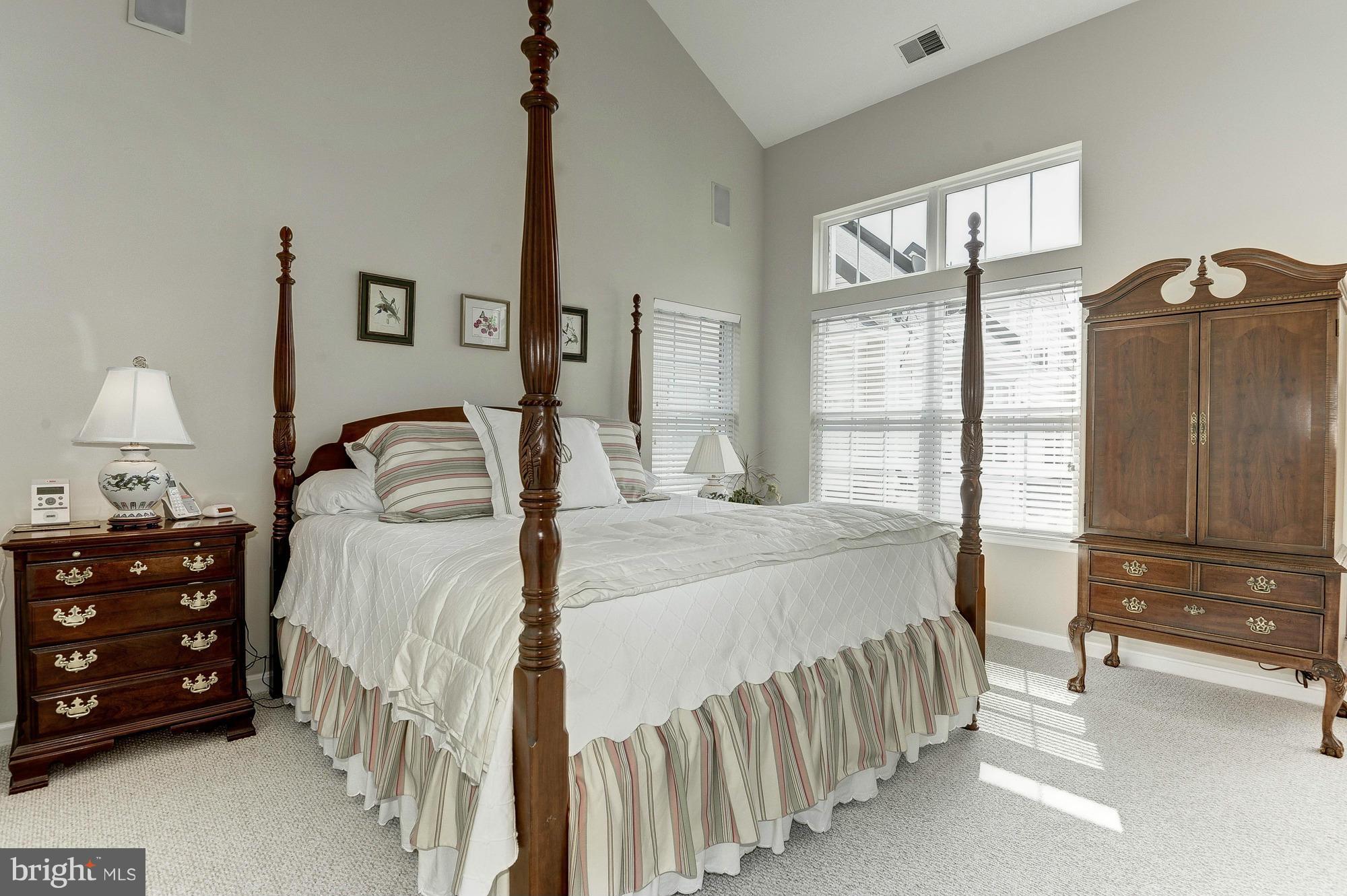 CAMERON STATION - Residential