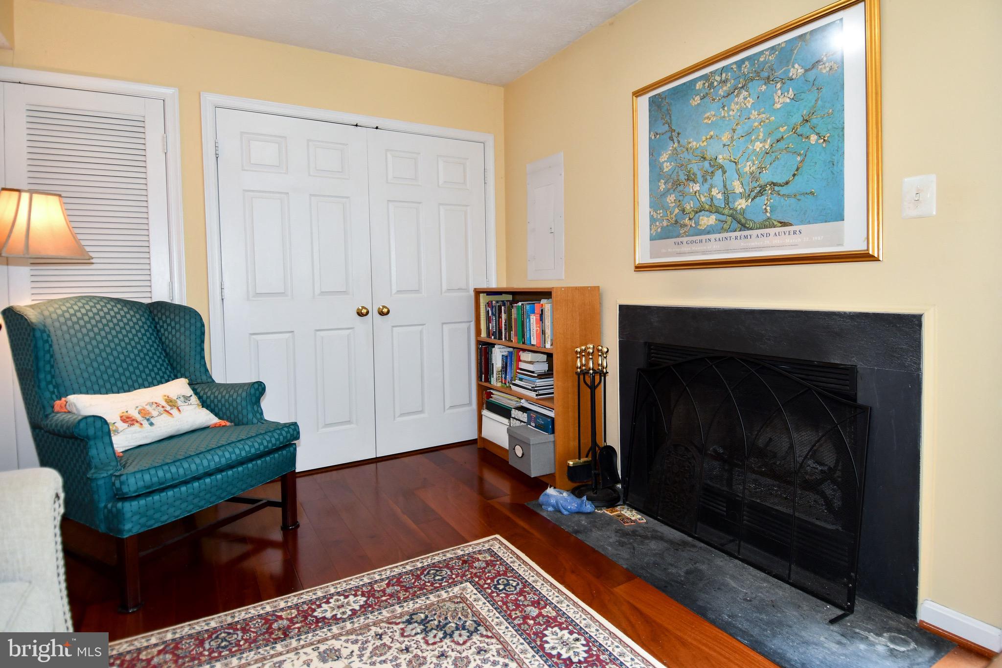 BELMONT STATION - Residential