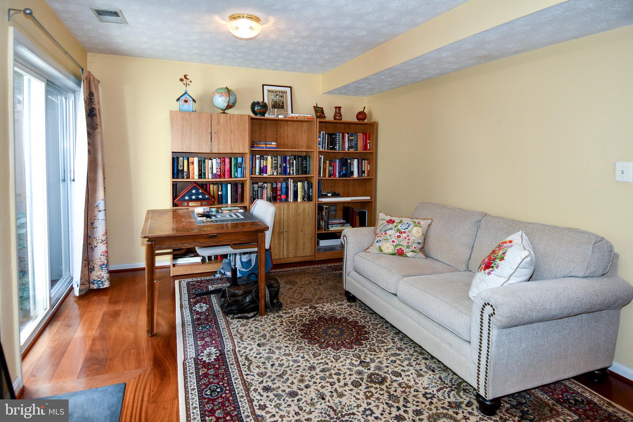 BELMONT STATION - Residential