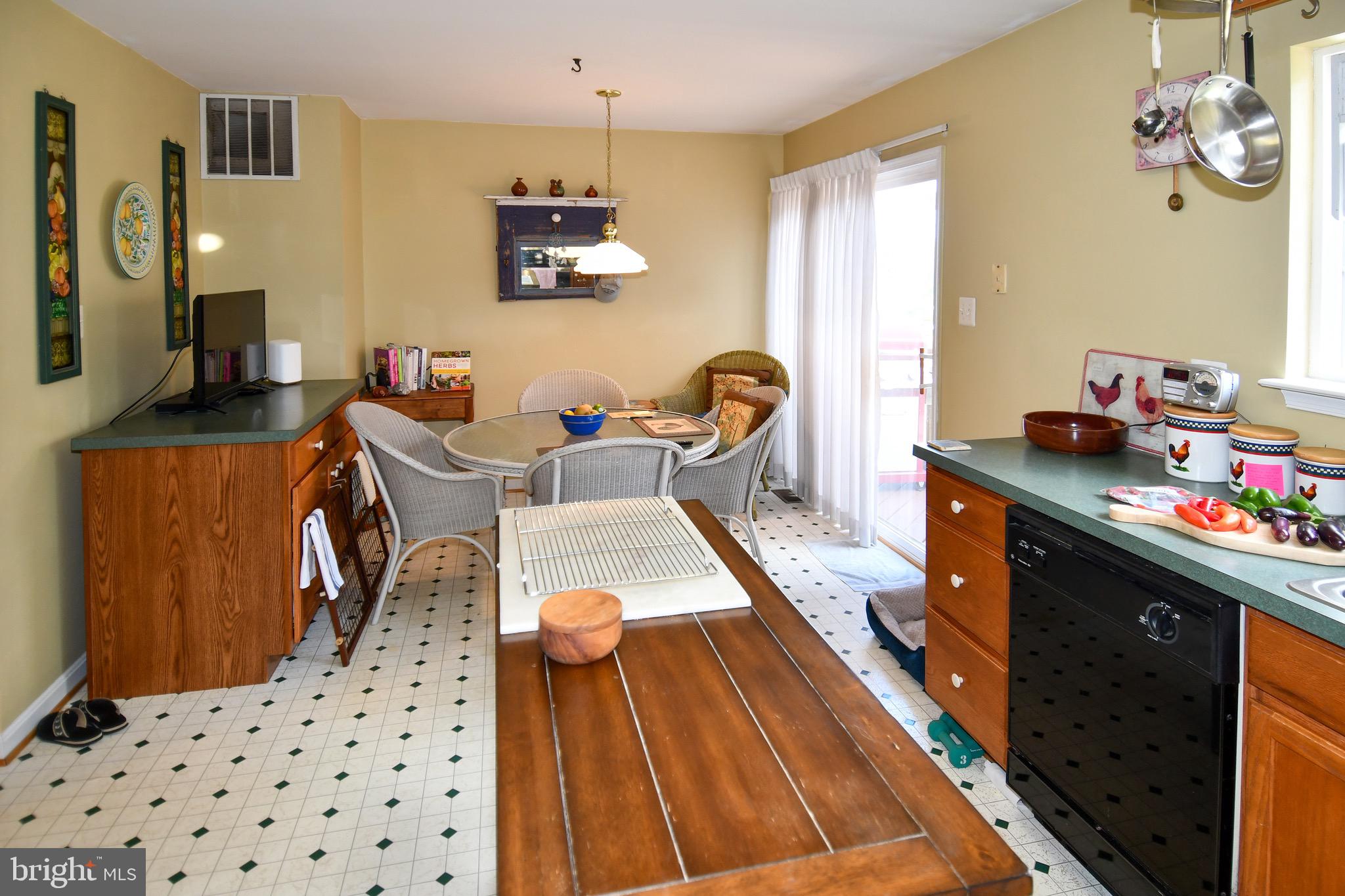 BELMONT STATION - Residential