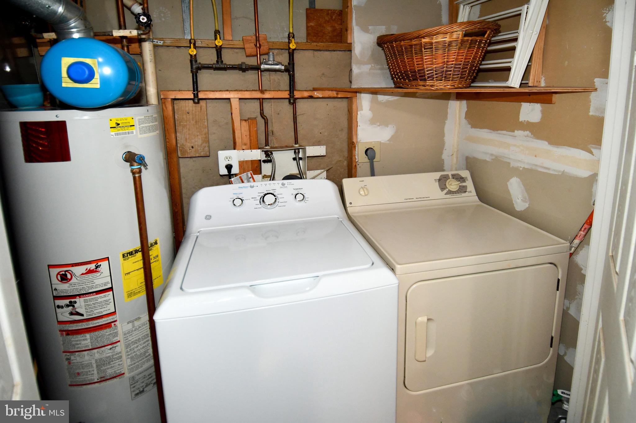 BELMONT STATION - Residential