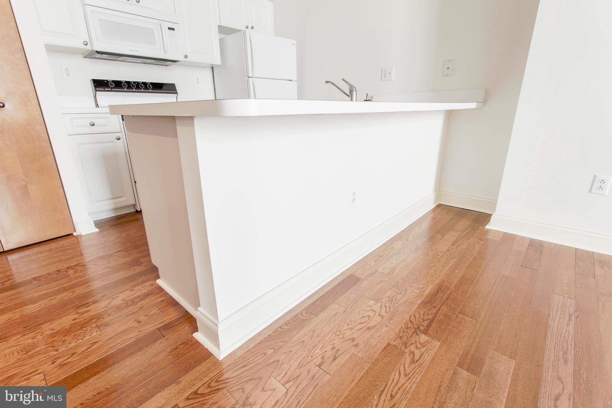 CENTER CITY - Residential Lease