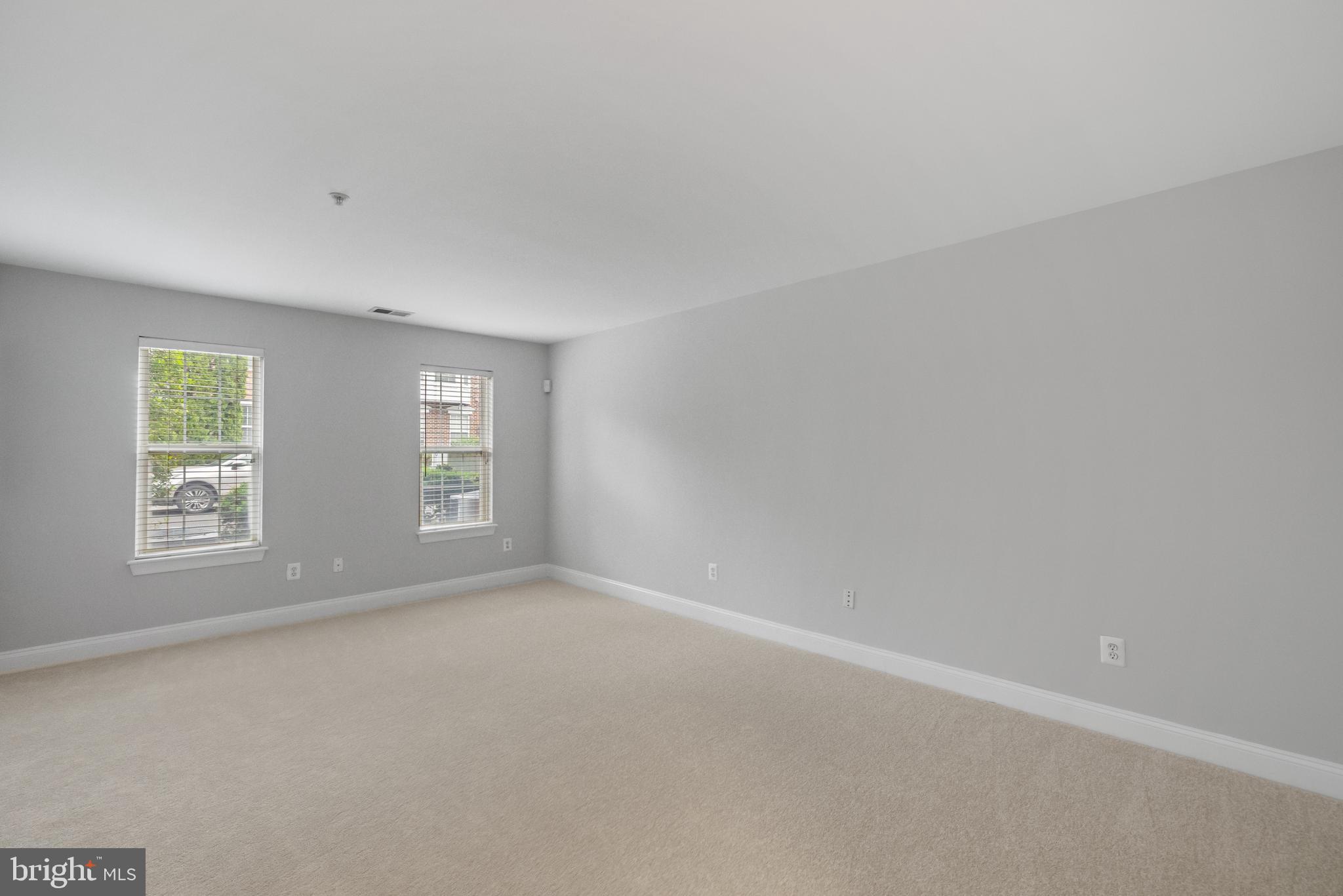 CAMERON STATION - Residential