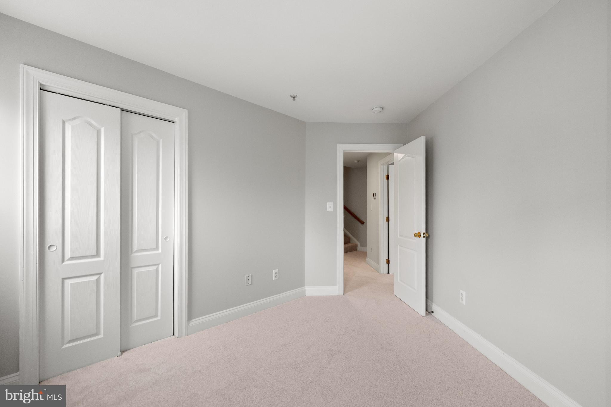 CAMERON STATION - Residential