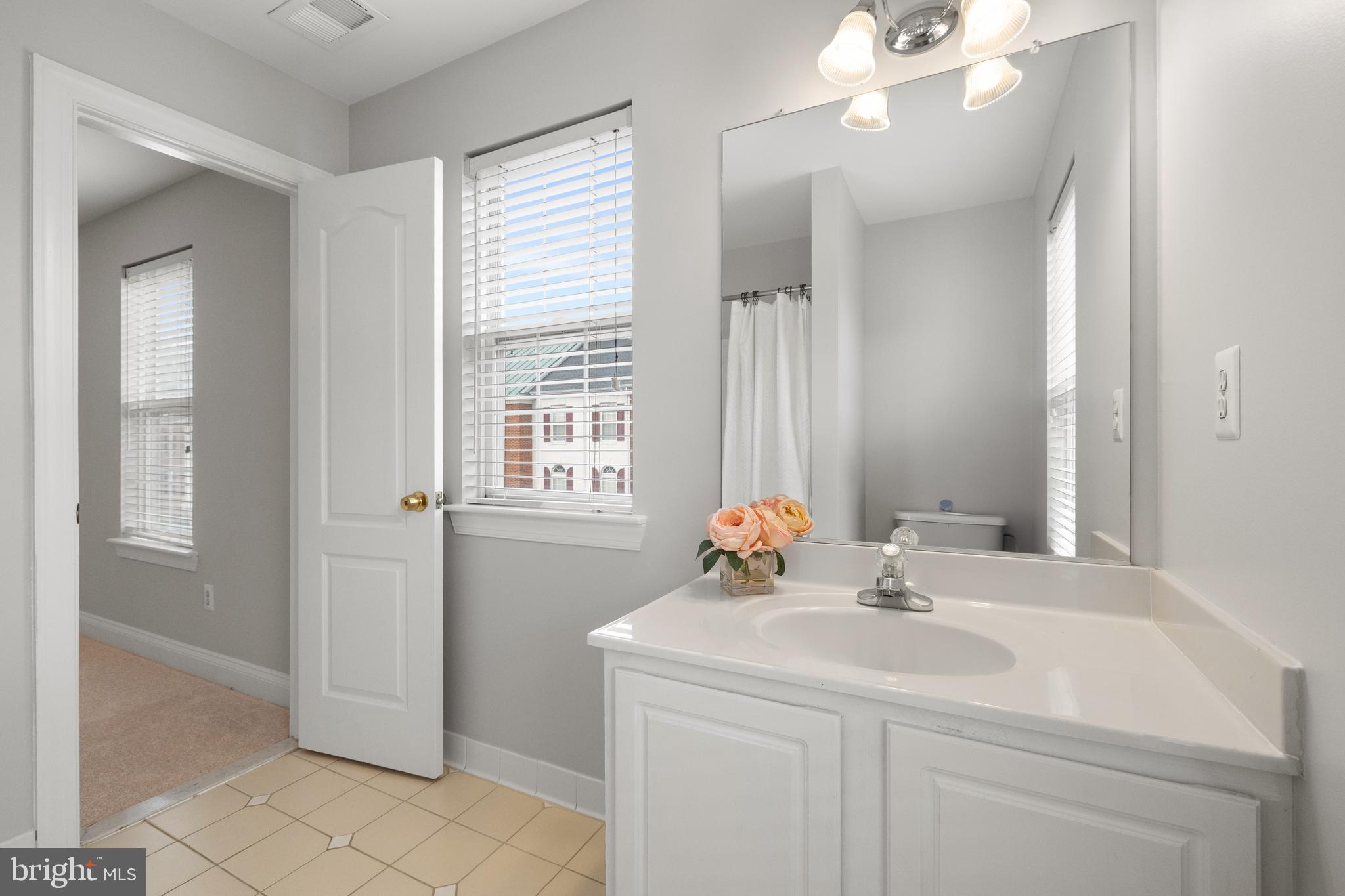 CAMERON STATION - Residential