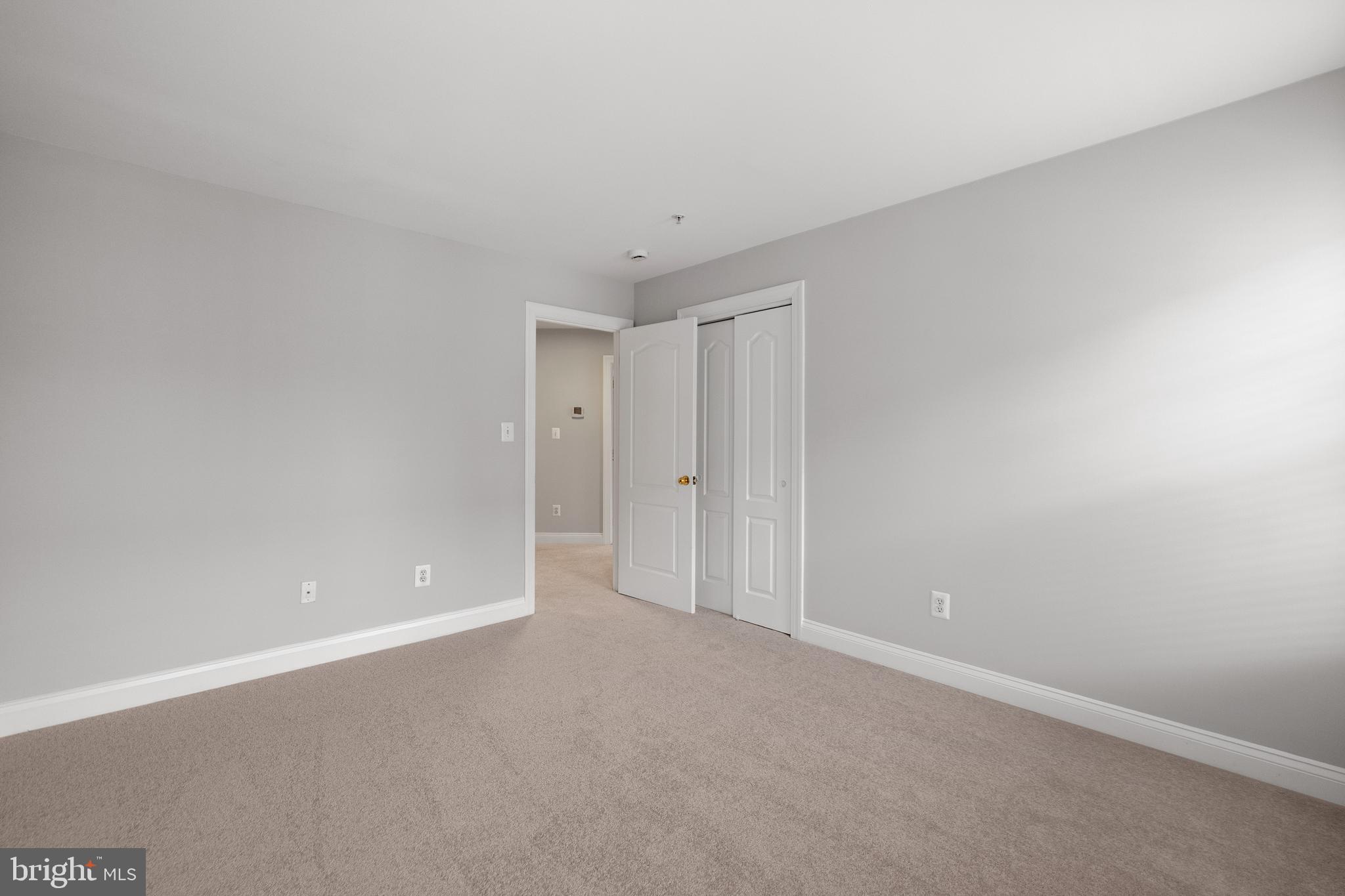 CAMERON STATION - Residential