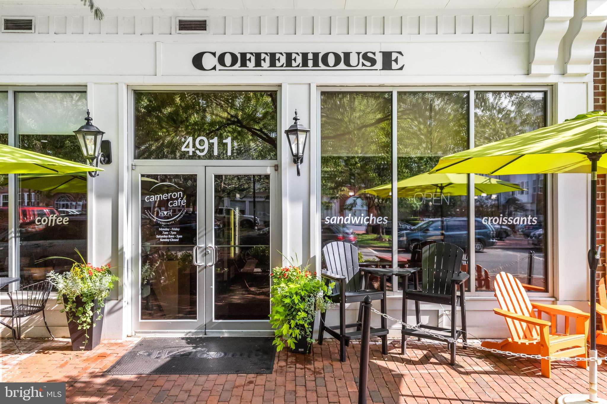 CAMERON STATION - Residential