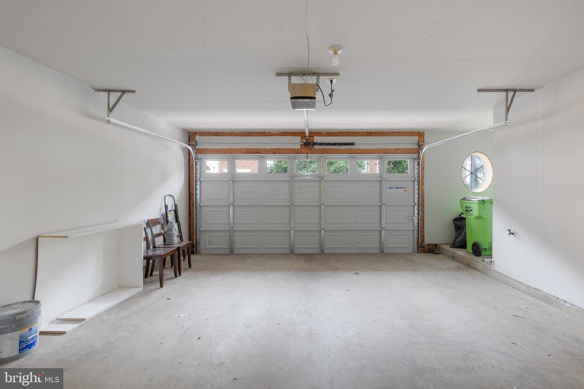 CAMERON STATION - Residential