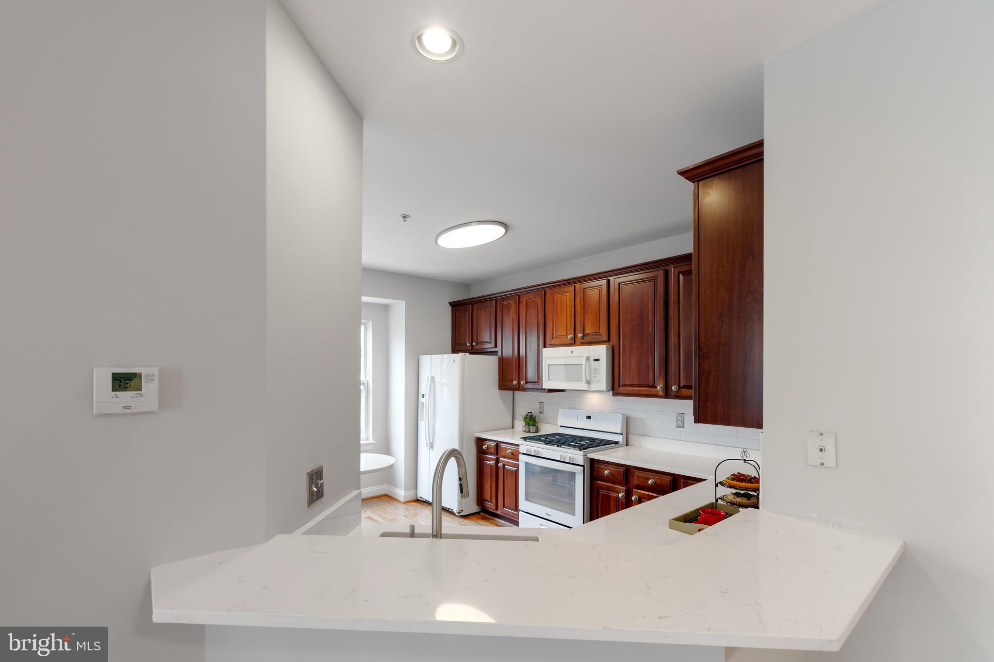 CAMERON STATION - Residential