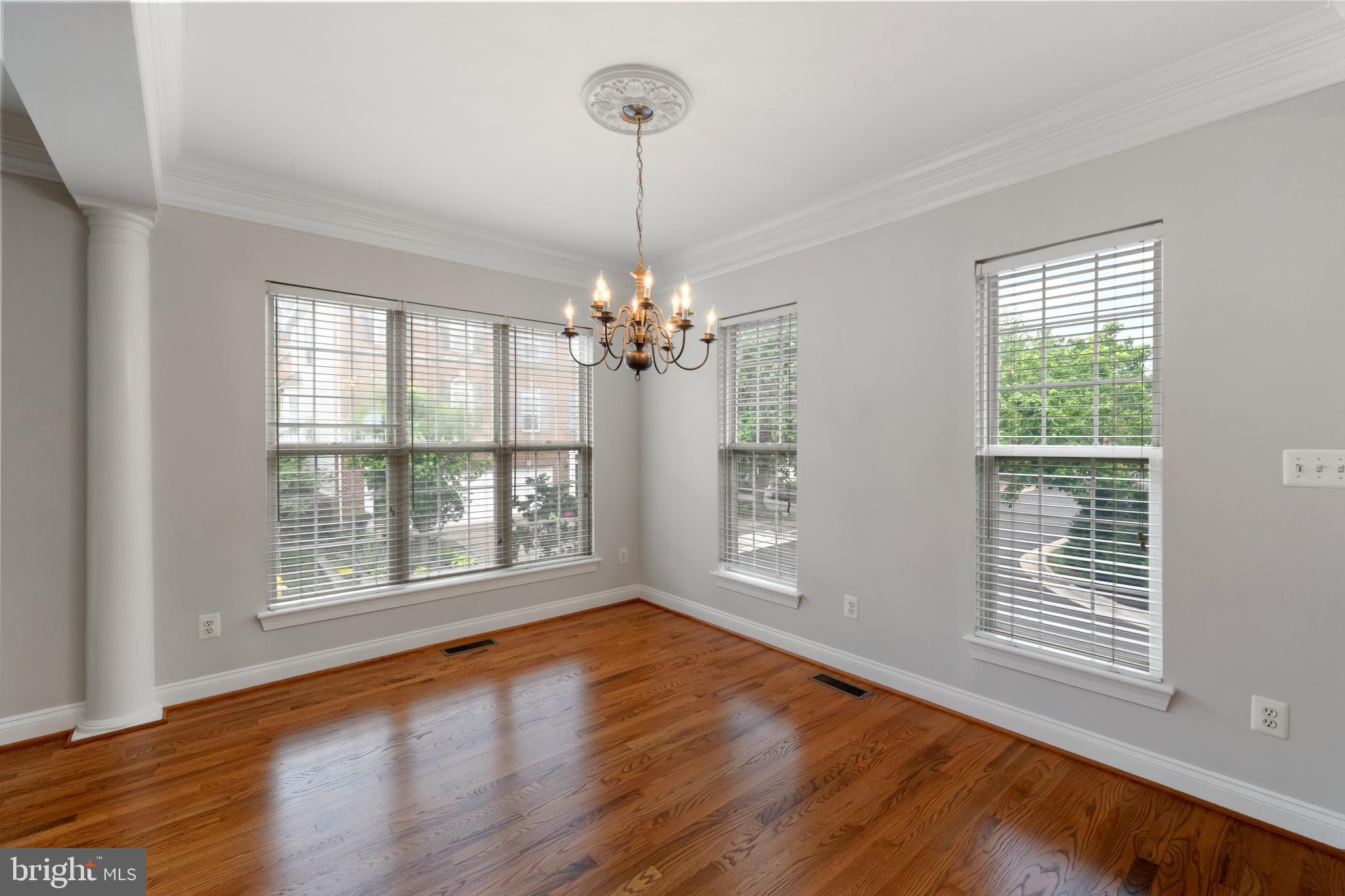 CAMERON STATION - Residential