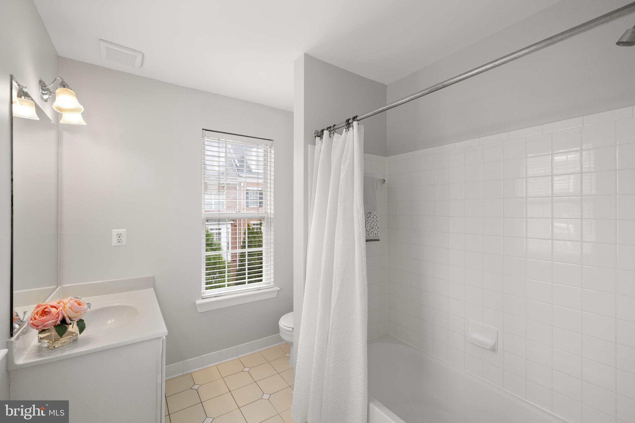 CAMERON STATION - Residential